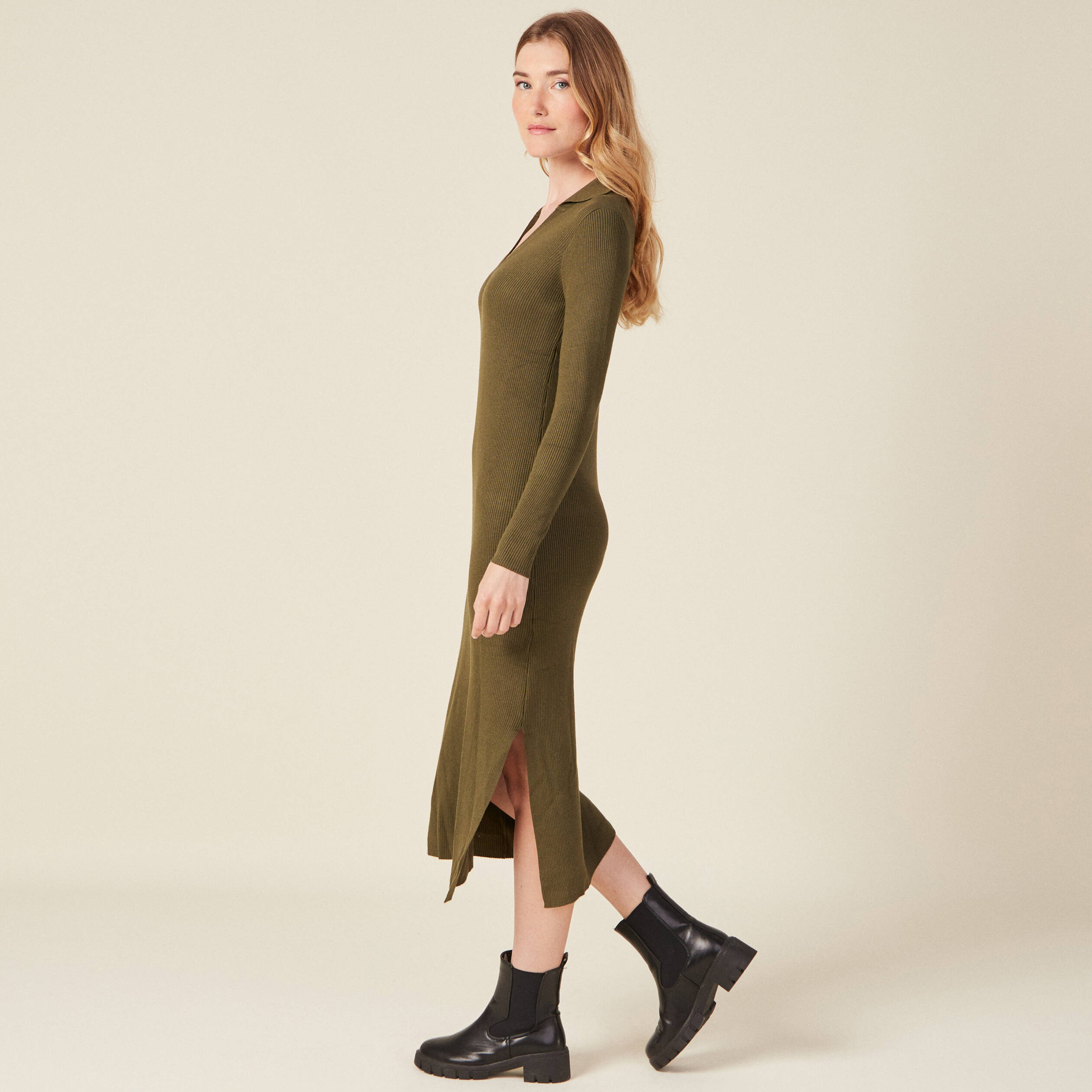 Robe pull longue moulante vert kaki femme