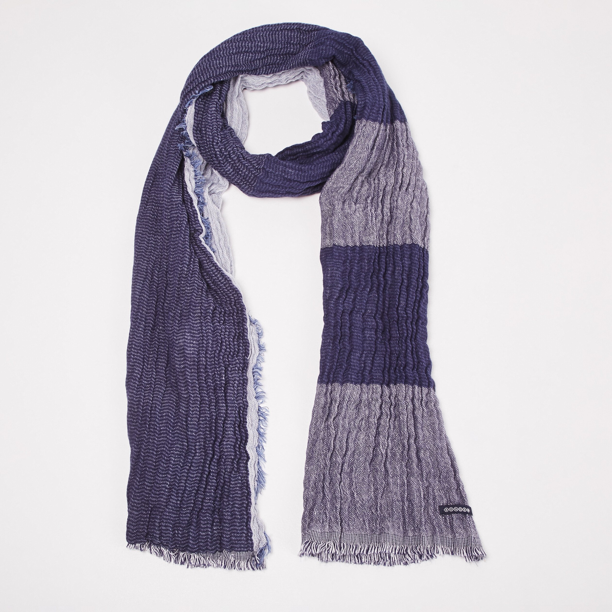foulard effet froisse bleu marine homme Foulard effet froissé bleu marine homme