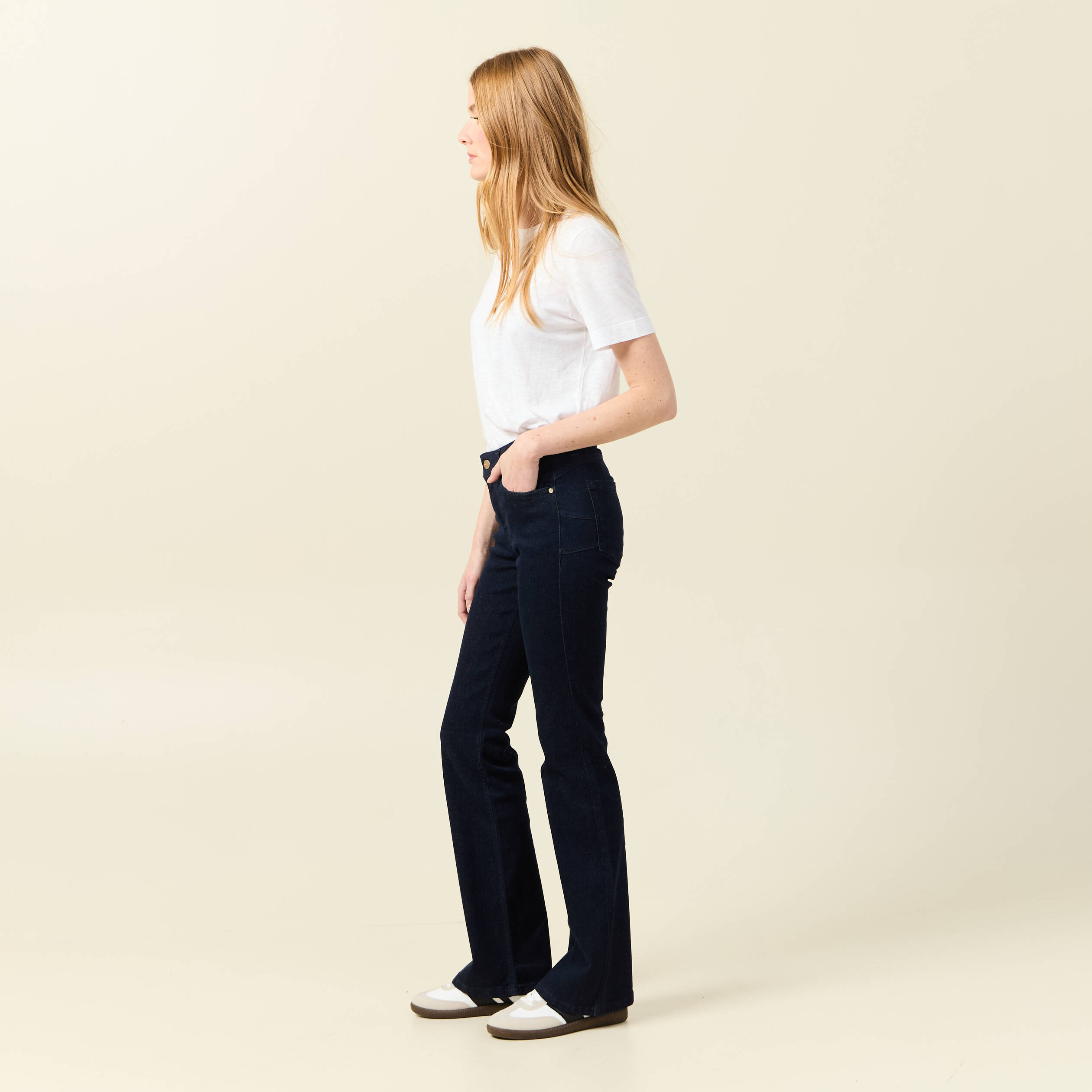 jeans bootcut 5 poches denim brut femme Jeans bootcut 5 poches denim brut femme