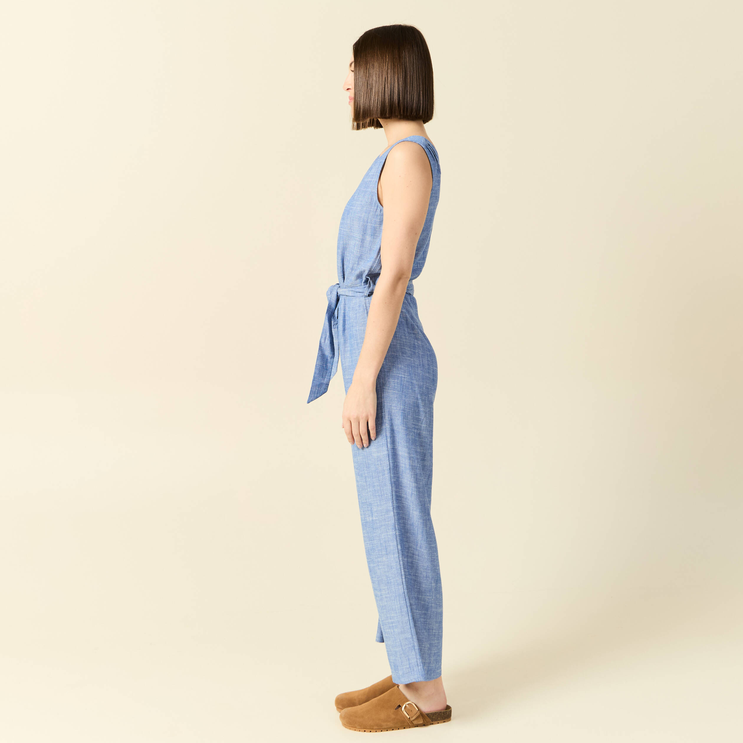 Combinaison pantalon ceintur&eacute;e bleu femme