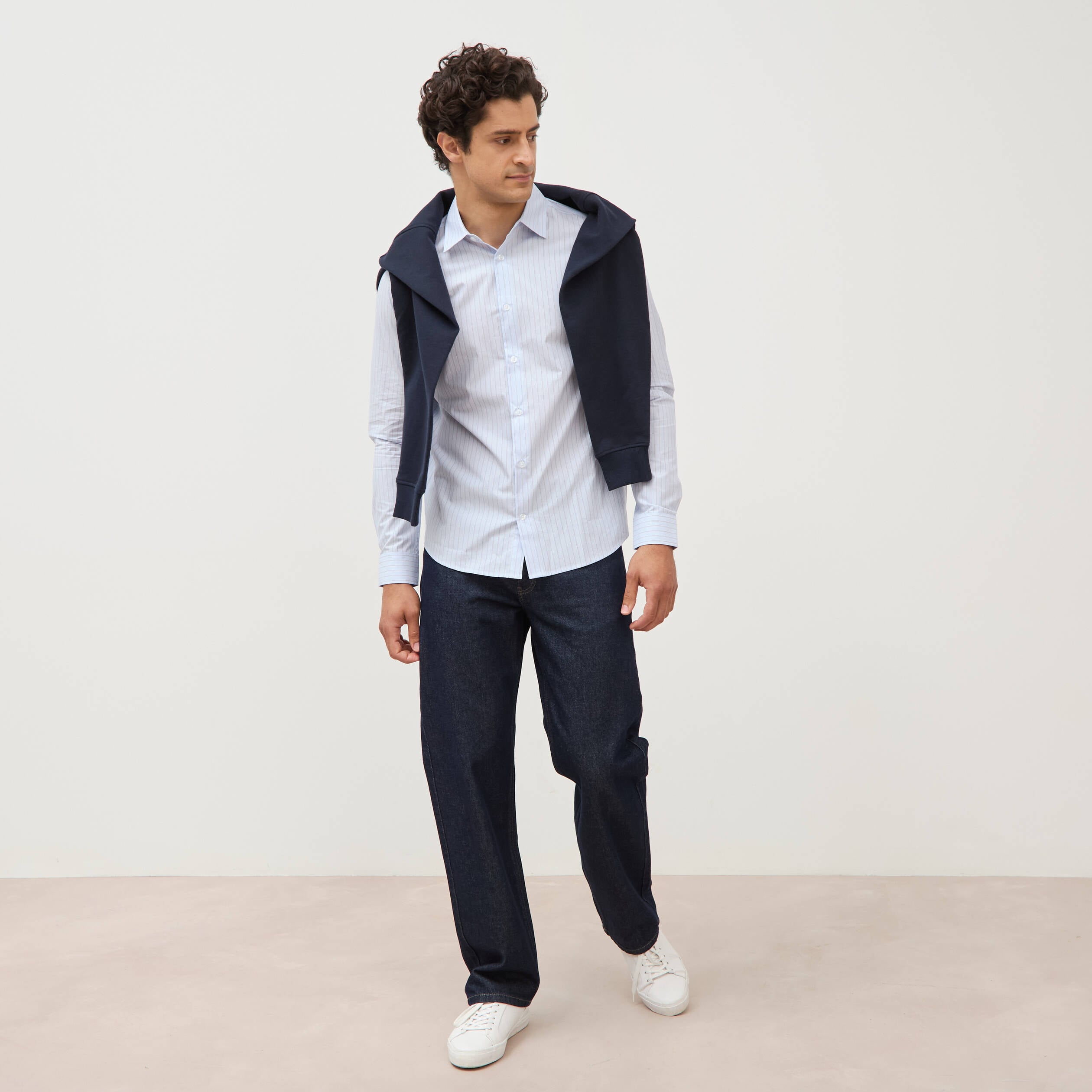 Chemise col am&eacute;ricain manches longues bleu ciel homme