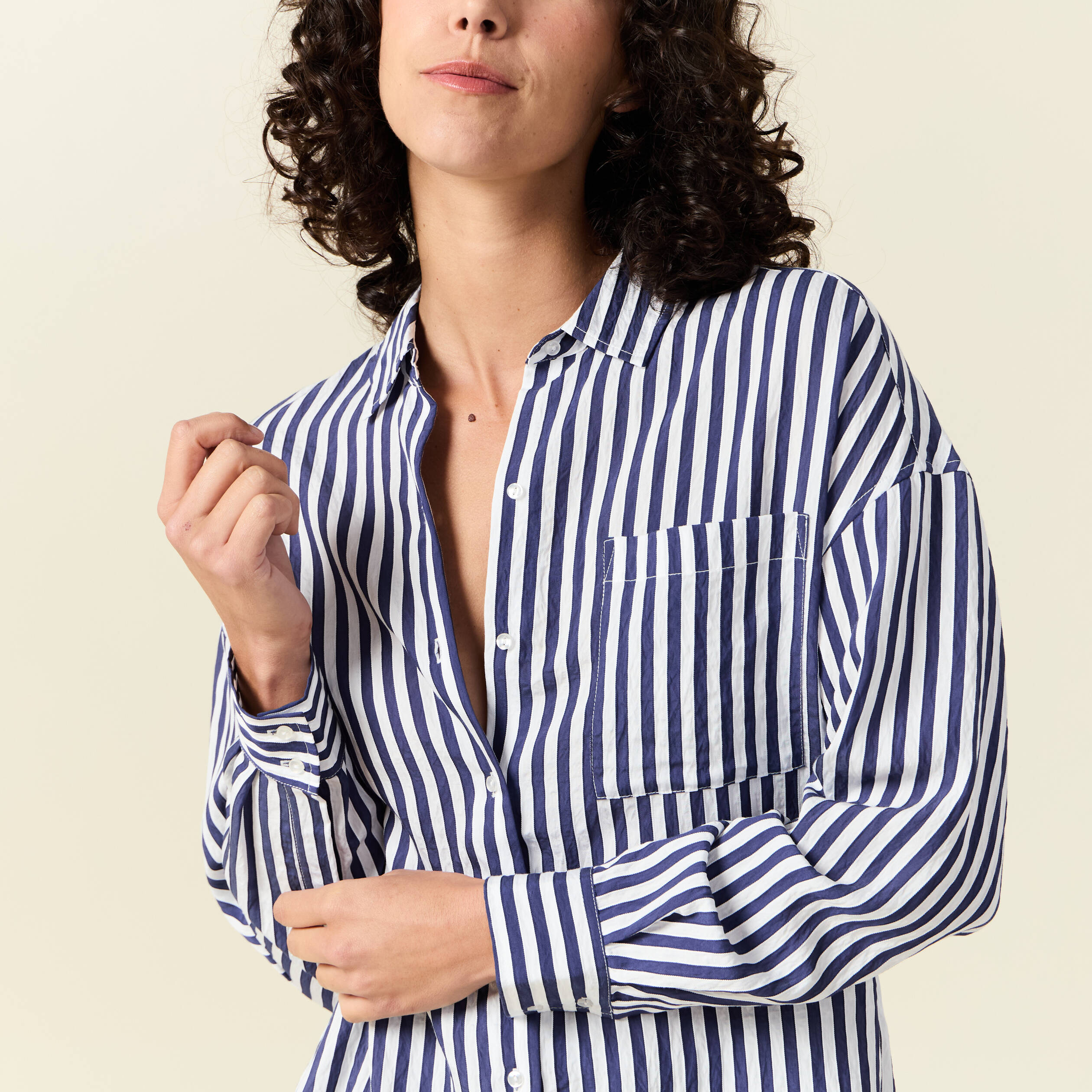 chemise manches longues bleu ciel femme Chemise manches longues bleu ciel femme