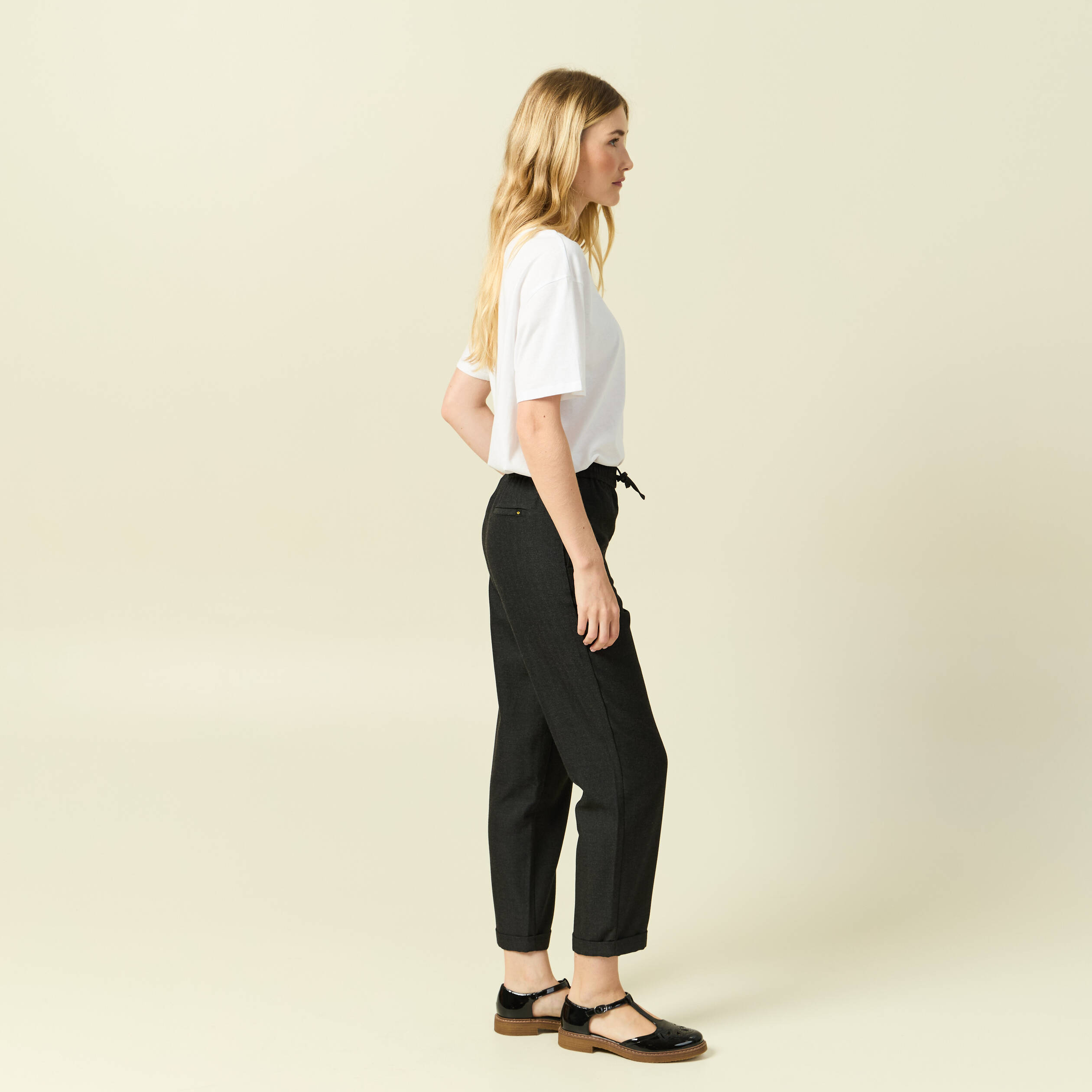 Pantalon taille haute en jeans gris fonc&eacute; femme