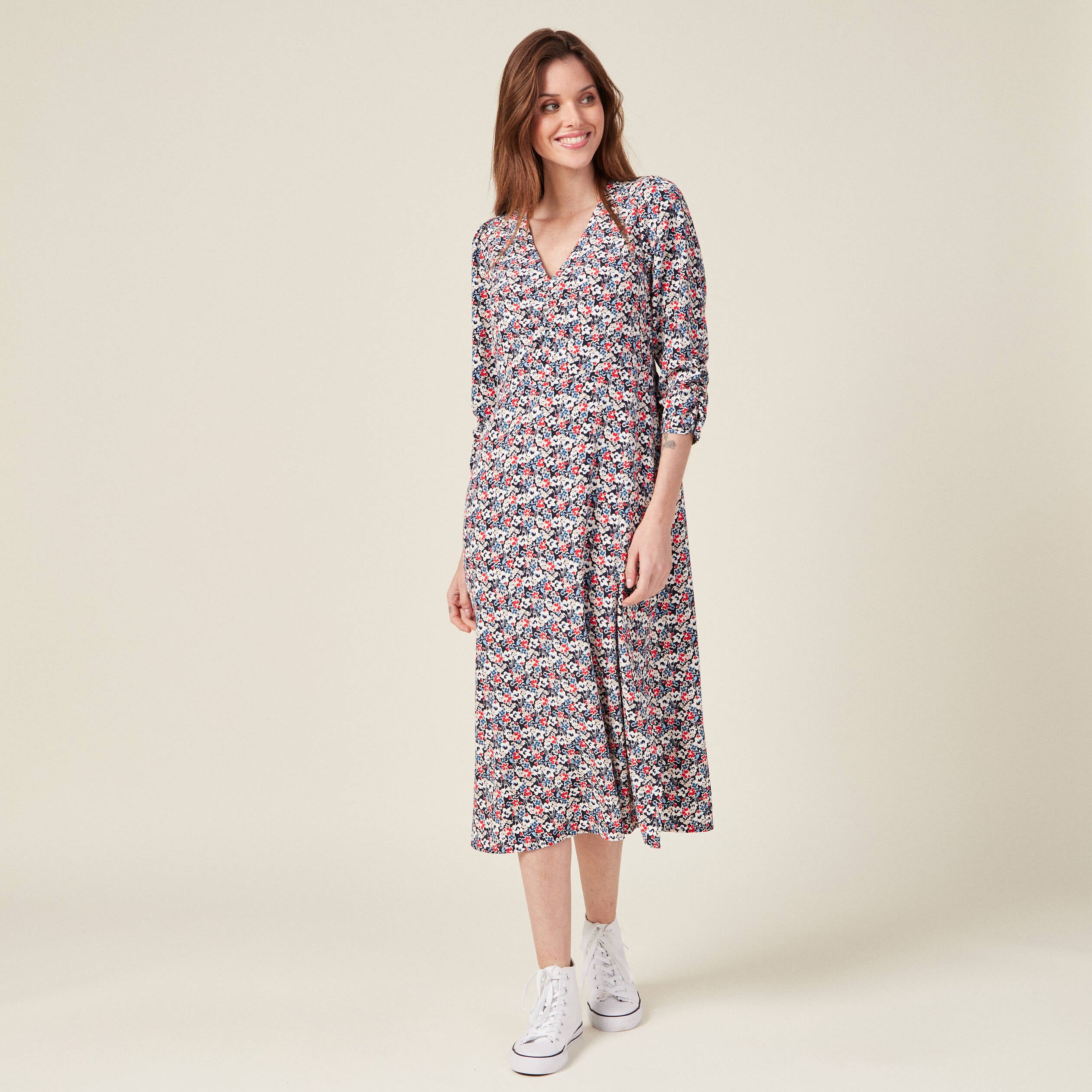 Robe cintr&eacute;e col v manches longues bleu marine femme