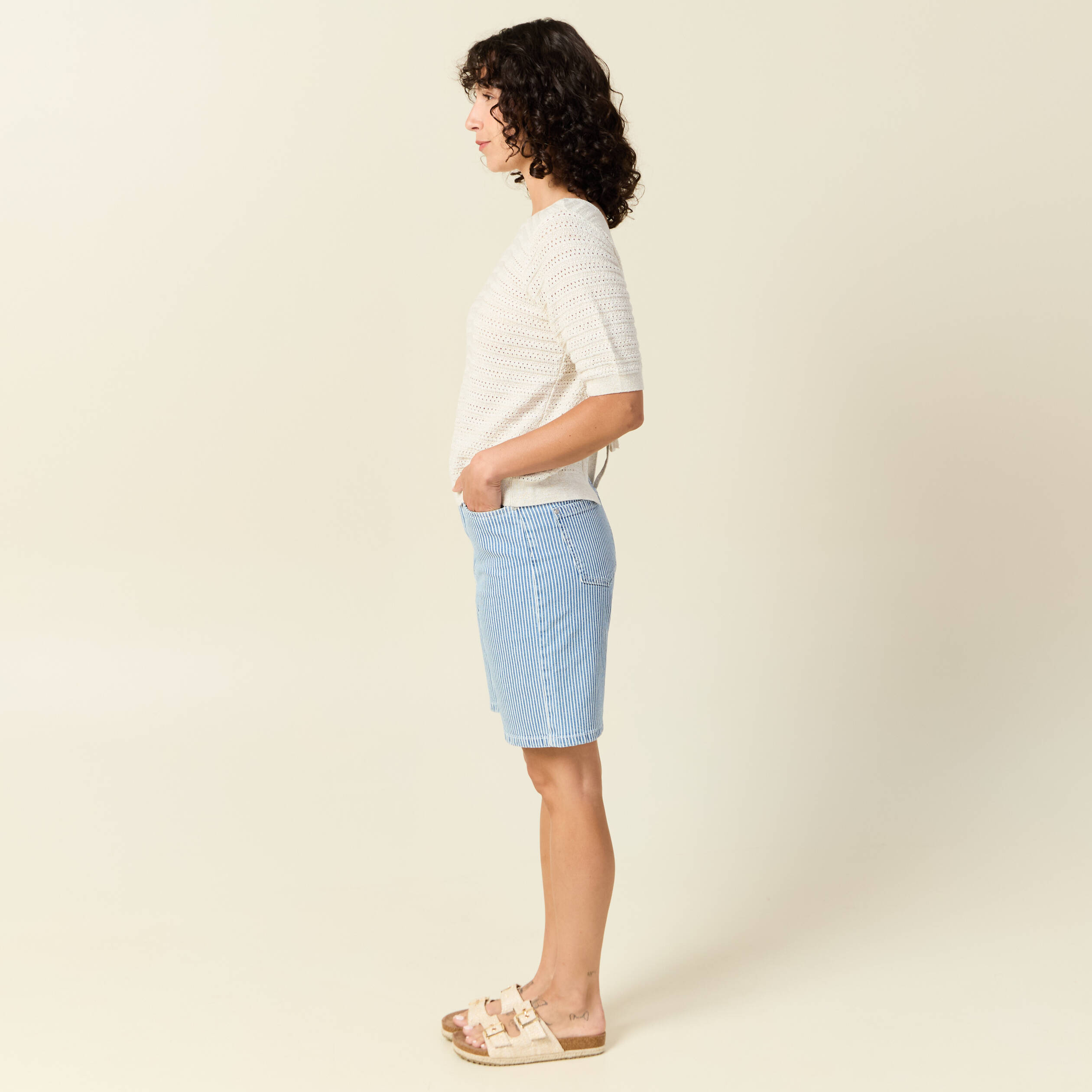 Gilet manches courtes ajour&eacute; creme femme