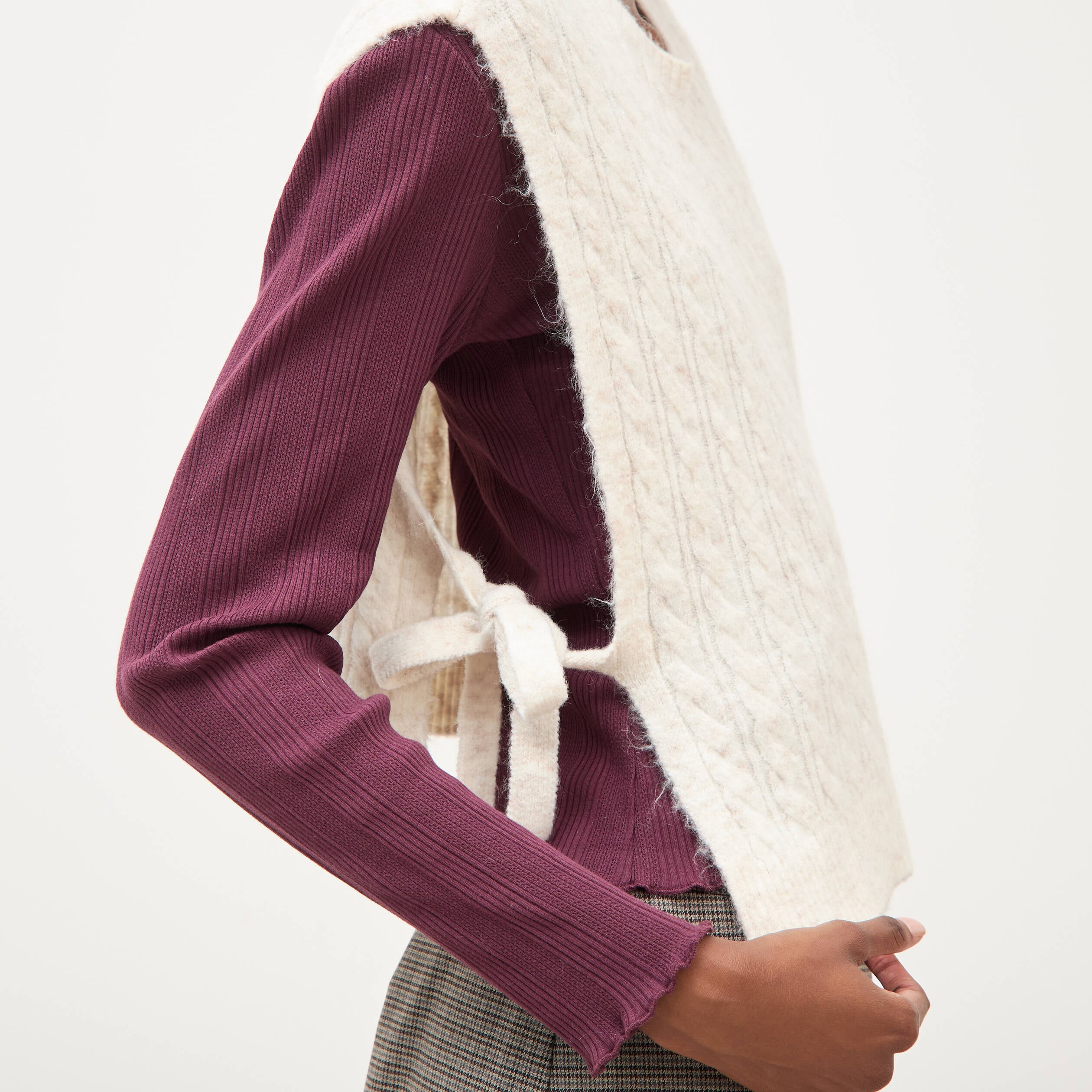 Pull droit cropped sans manches creme femme