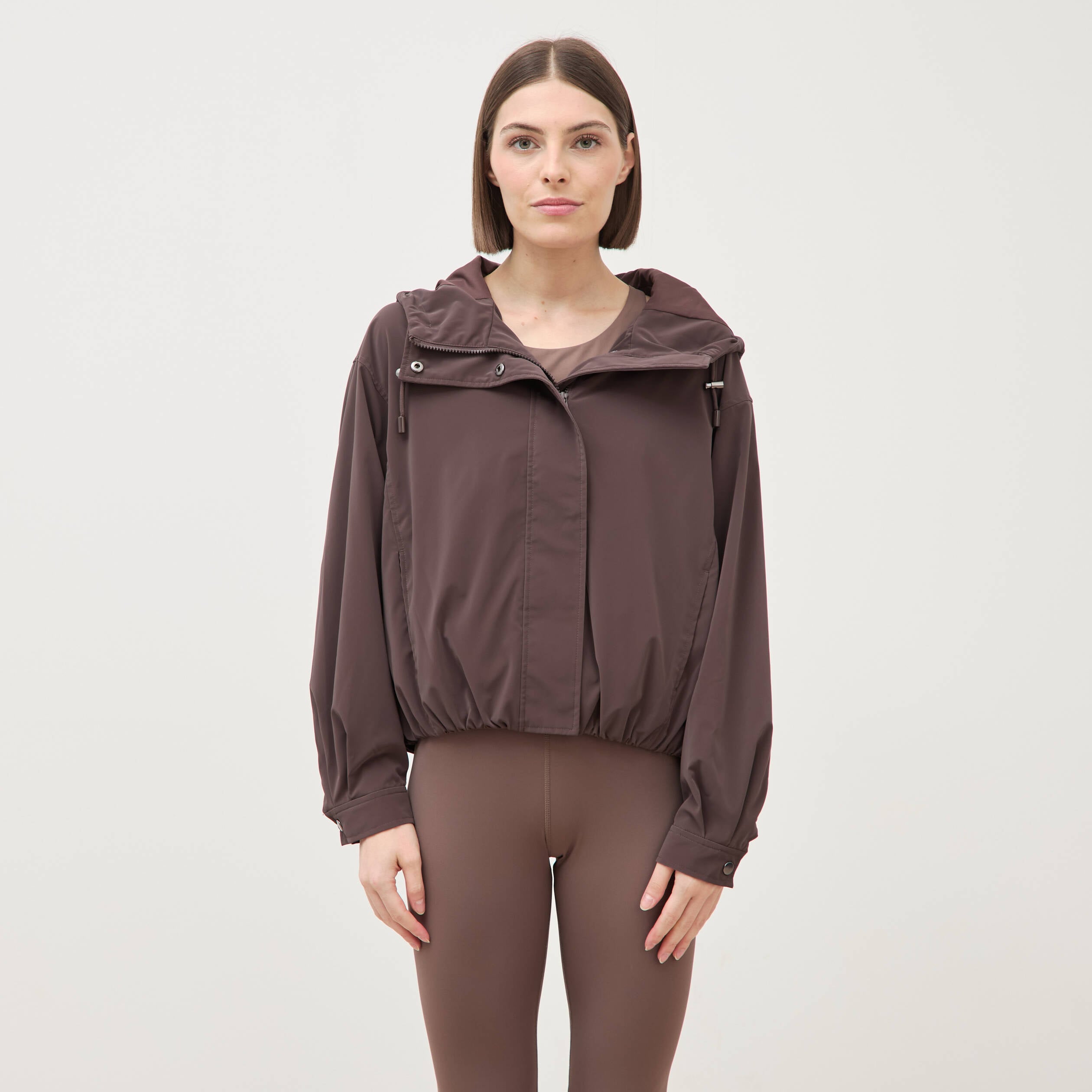 Blouson oversize court &agrave; capuche marron femme