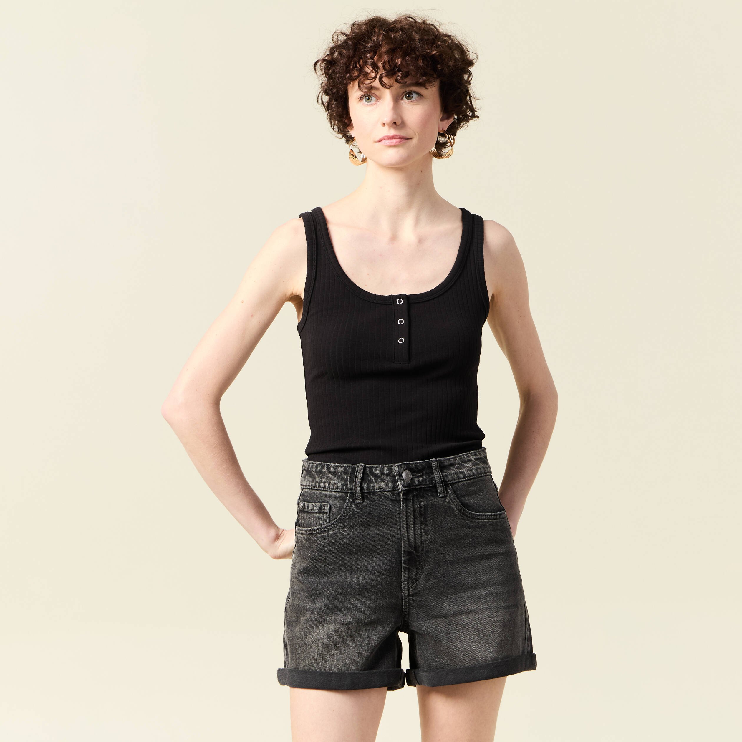 debardeur sans manches noir femme Débardeur sans manches noir femme