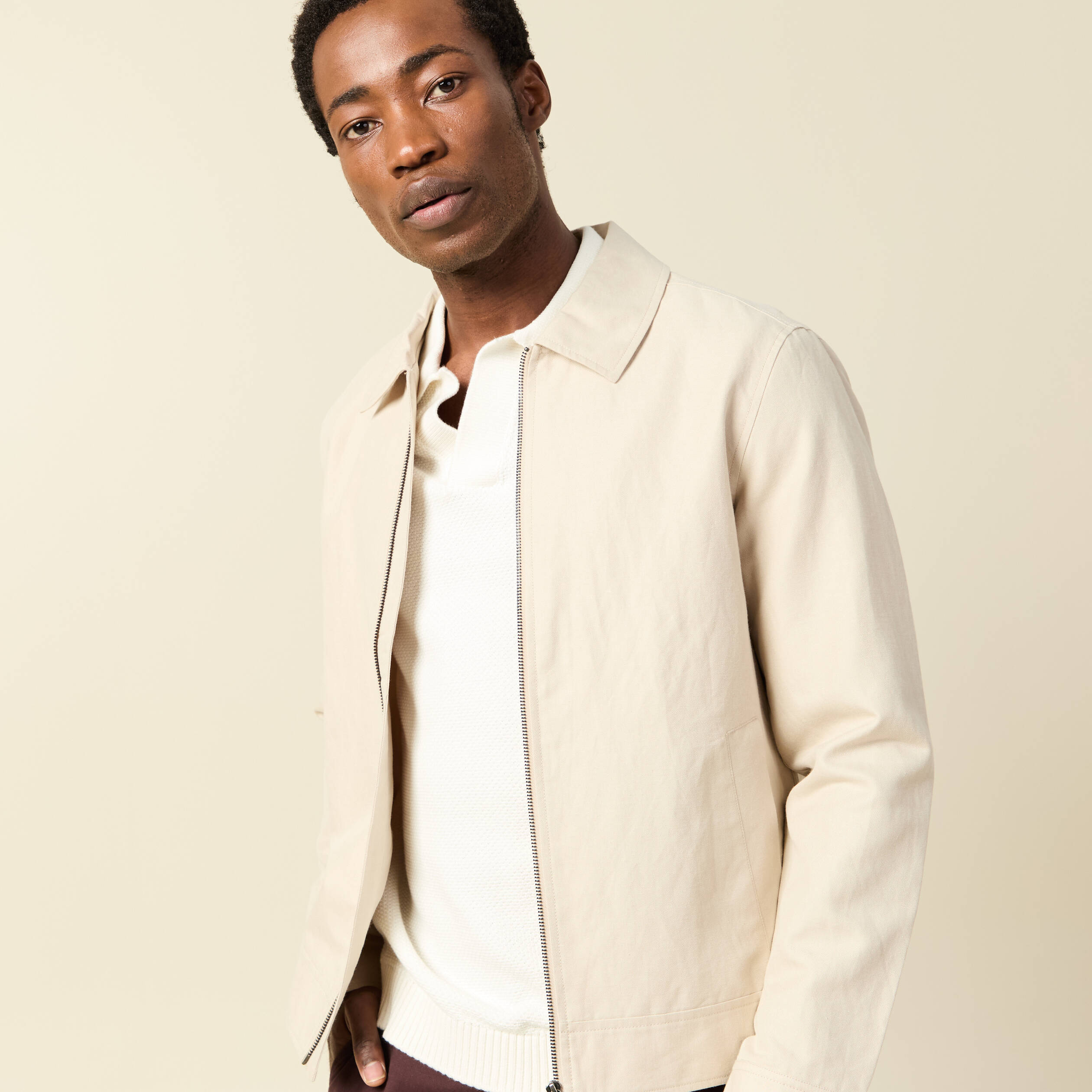 Blouson droit court manches longues sable homme