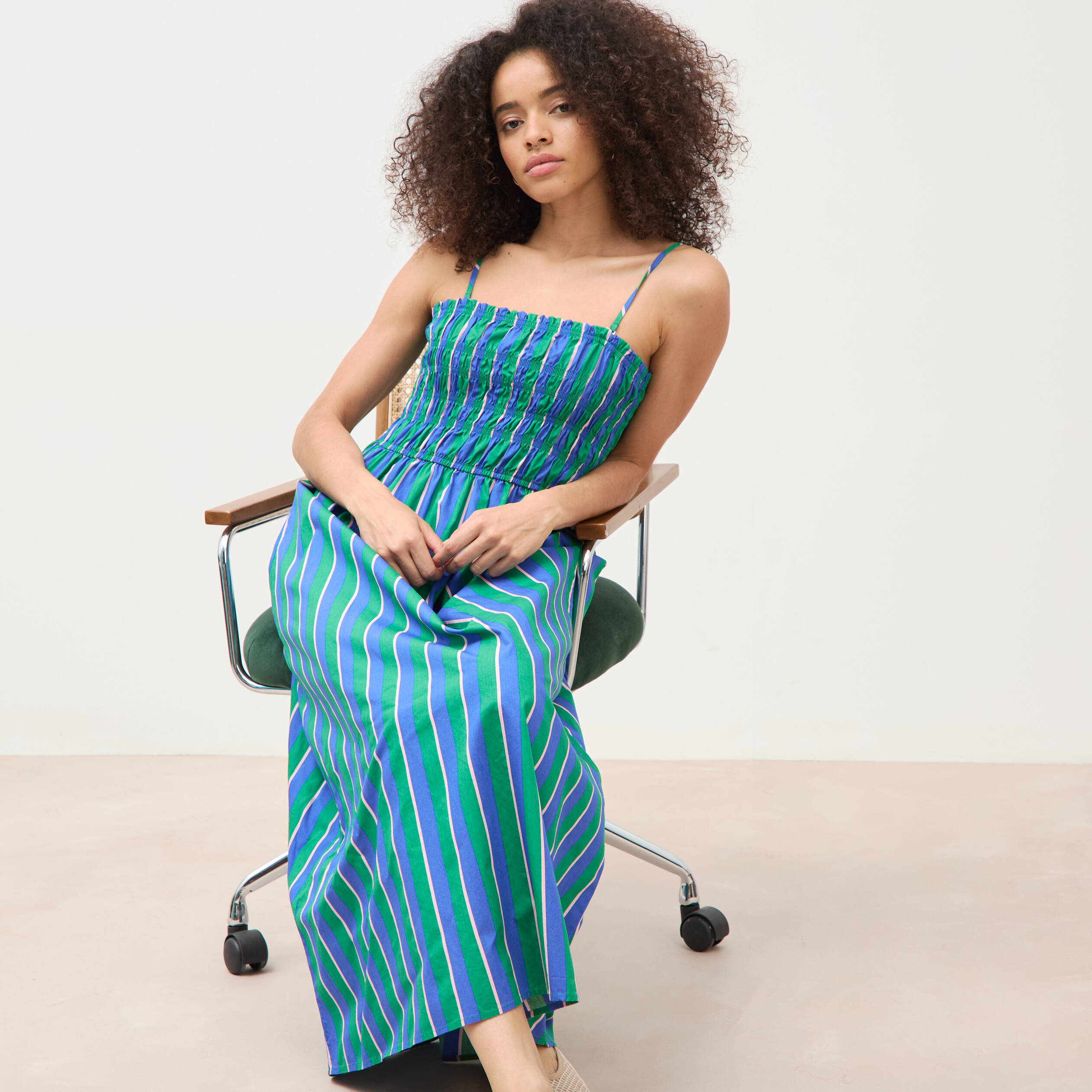 Robe bretelles col carr&eacute; en coton bleu femme