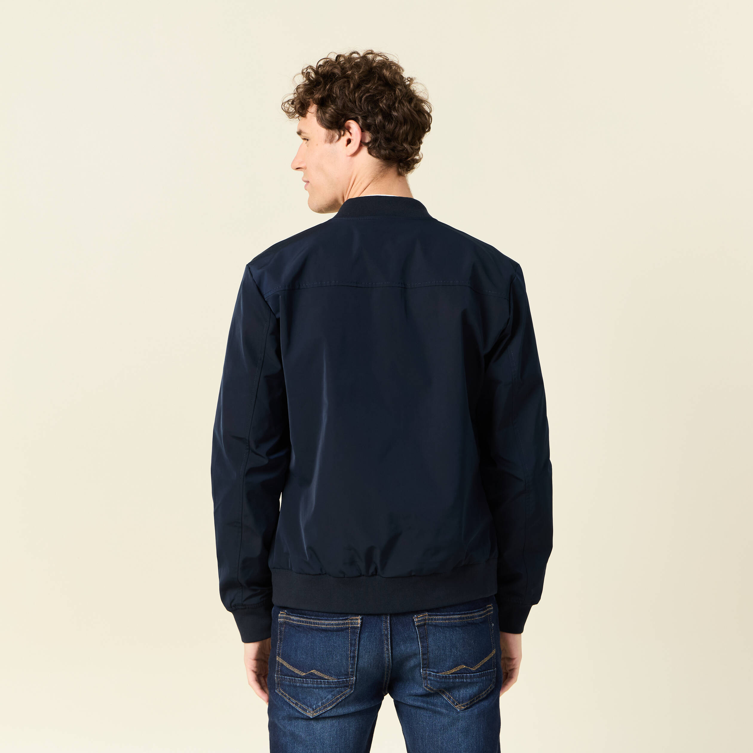 Blouson court manches longues doubl&eacute; bleu marine homme