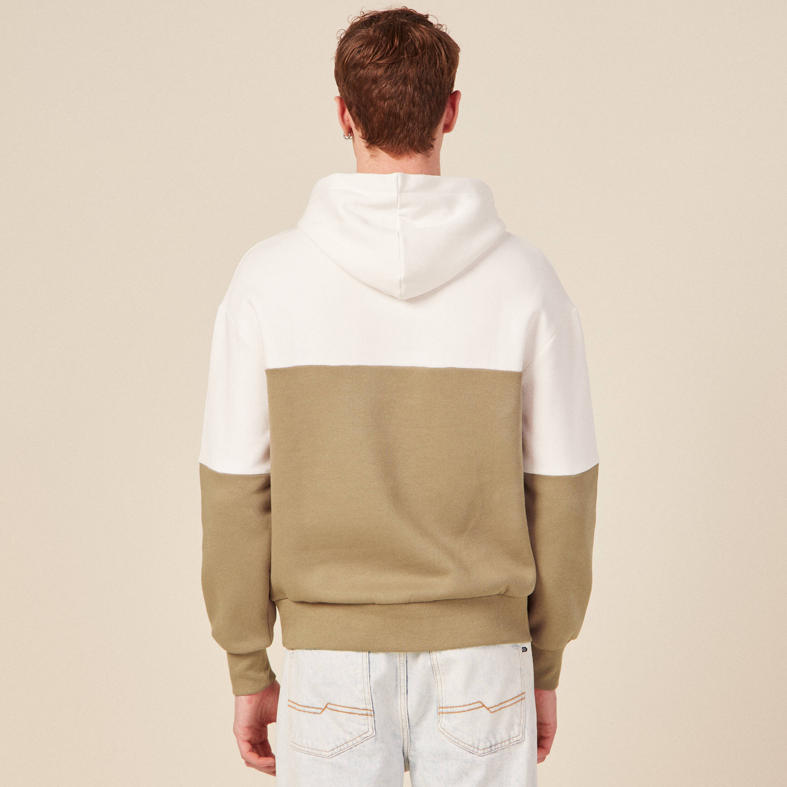 Sweat &agrave; capuche manches longues taupe homme