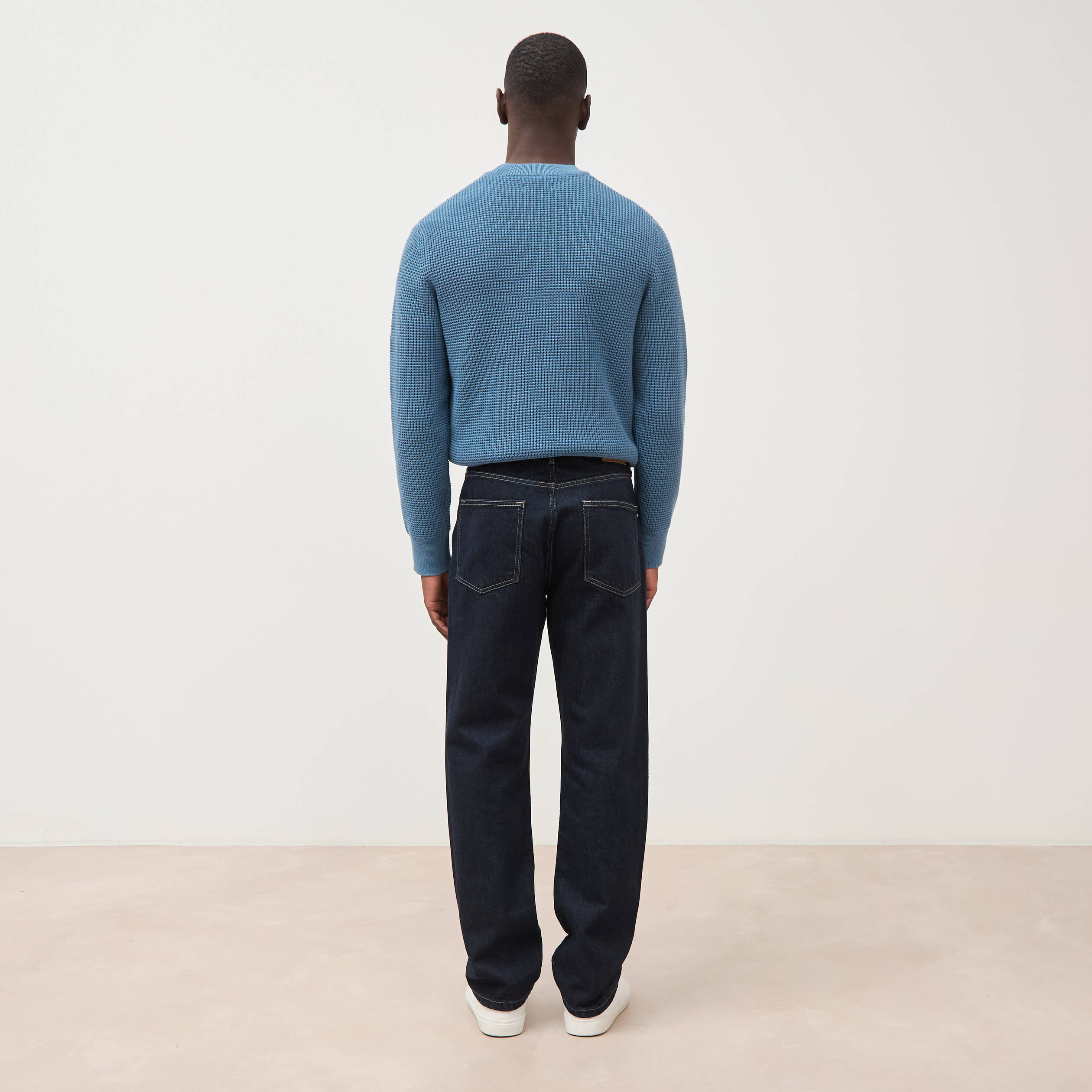 Jeans straight longueur 32 en coton denim brut rinse homme