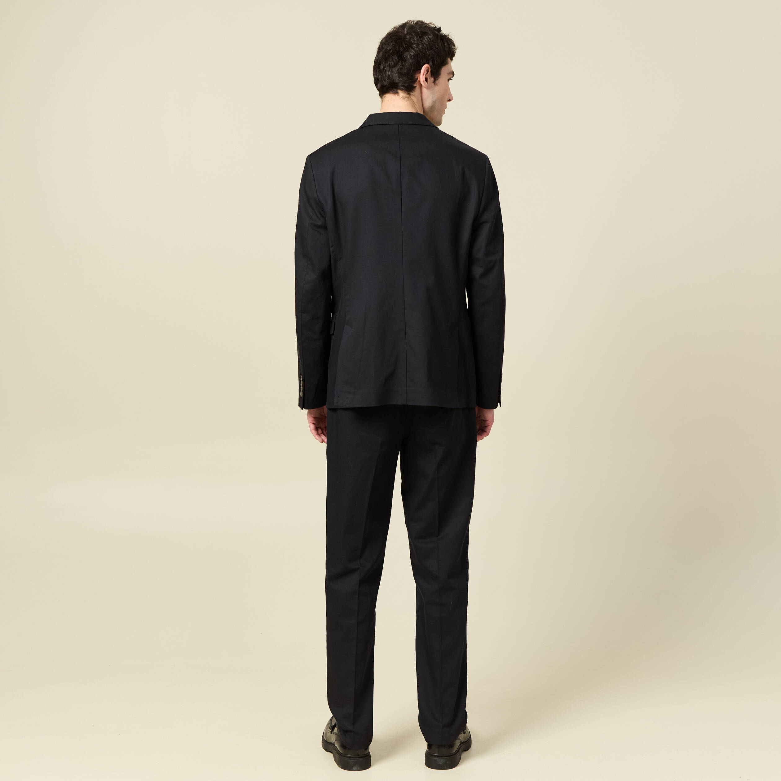 Blazer cintr&eacute; manches longues doubl&eacute; noir homme