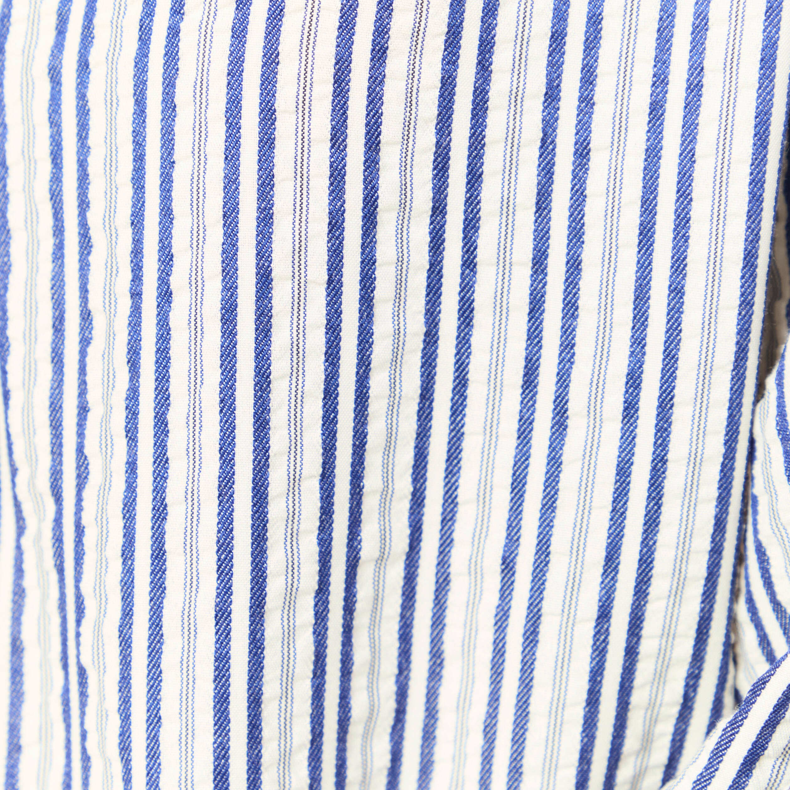 Chemise cintr&eacute;e col montant brod&eacute;e blanc femme