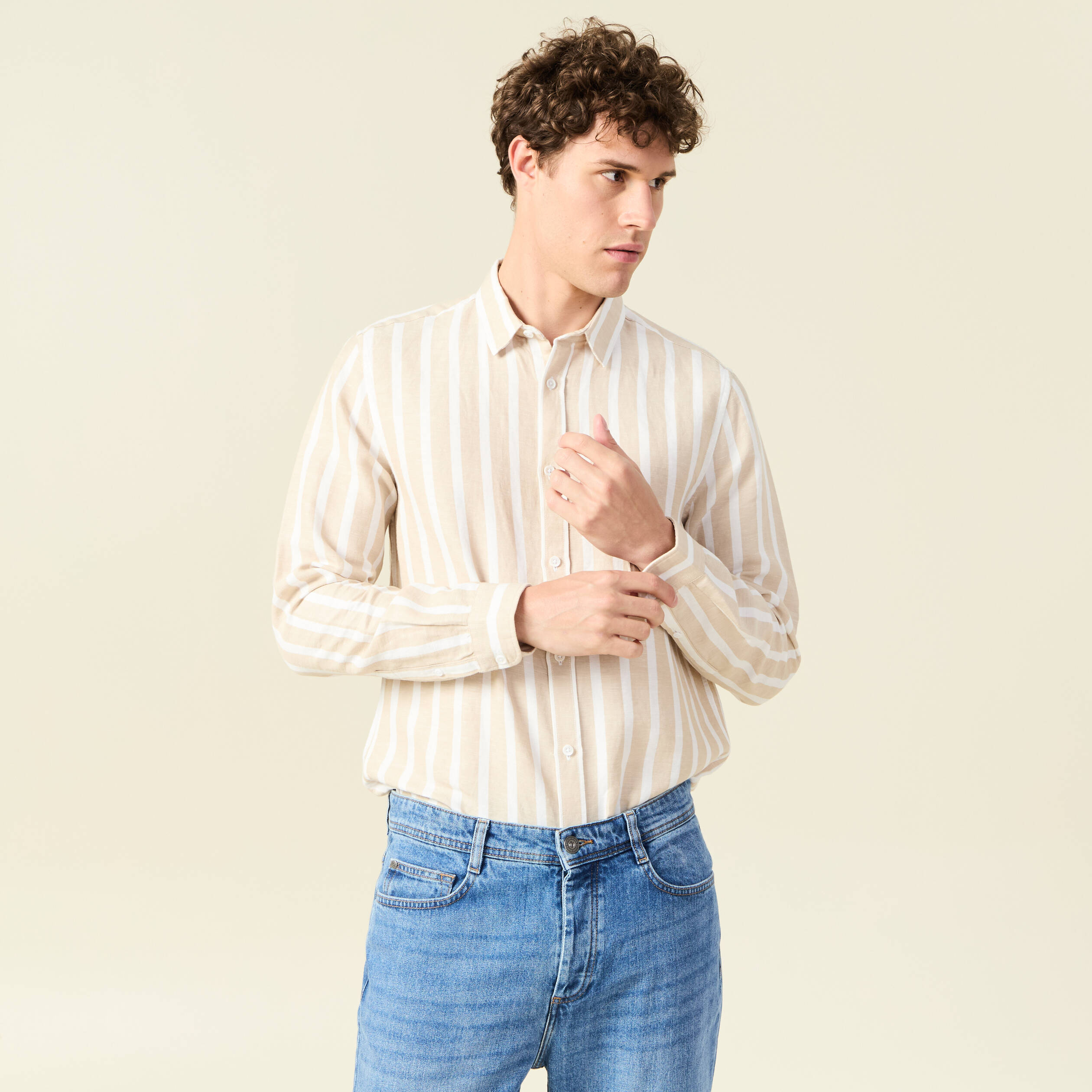 Col ray&eacute; manches longues col classique sable homme