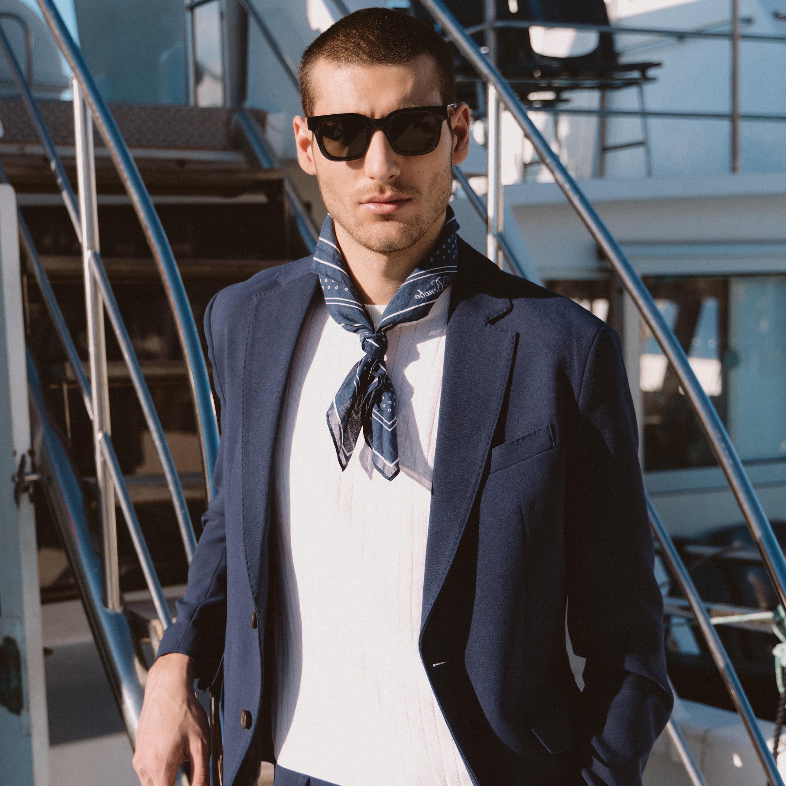Blazer manches longues col tailleur bleu marine homme