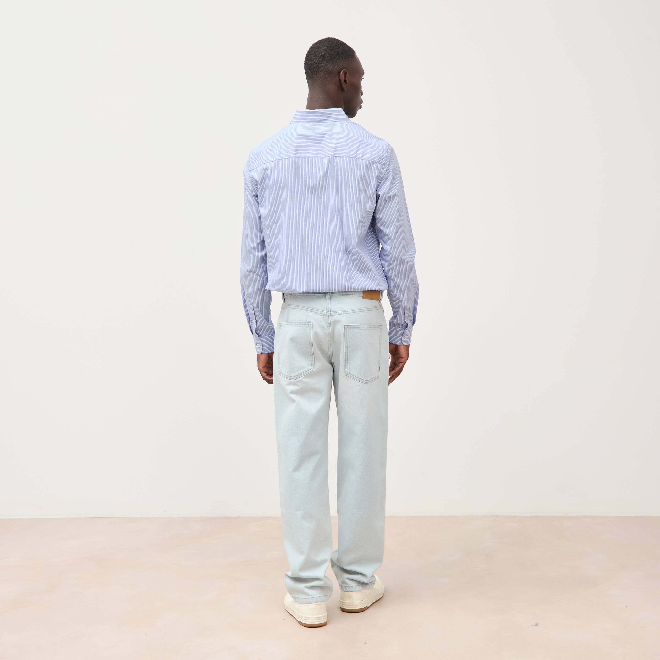 Chemise col am&eacute;ricain manches longues bleu gris homme