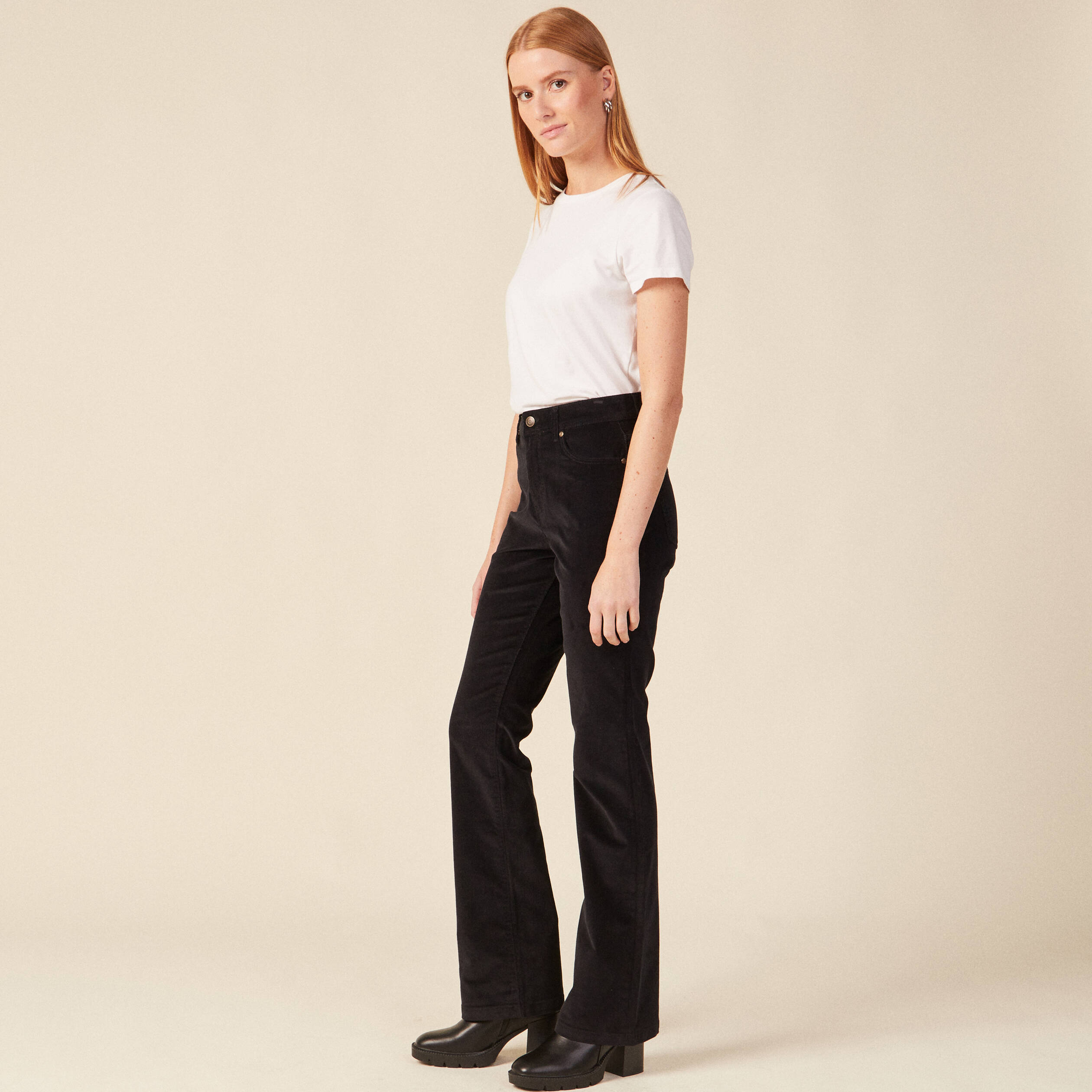 pantalon bootcut velours noir femme Pantalon bootcut velours noir femme