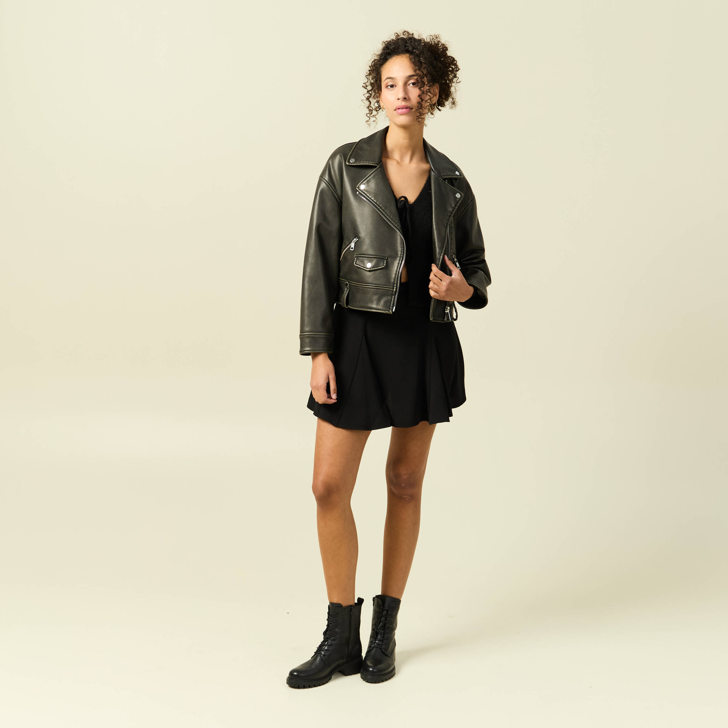 Gilet col V manches longues n&oelig;uds noir femme