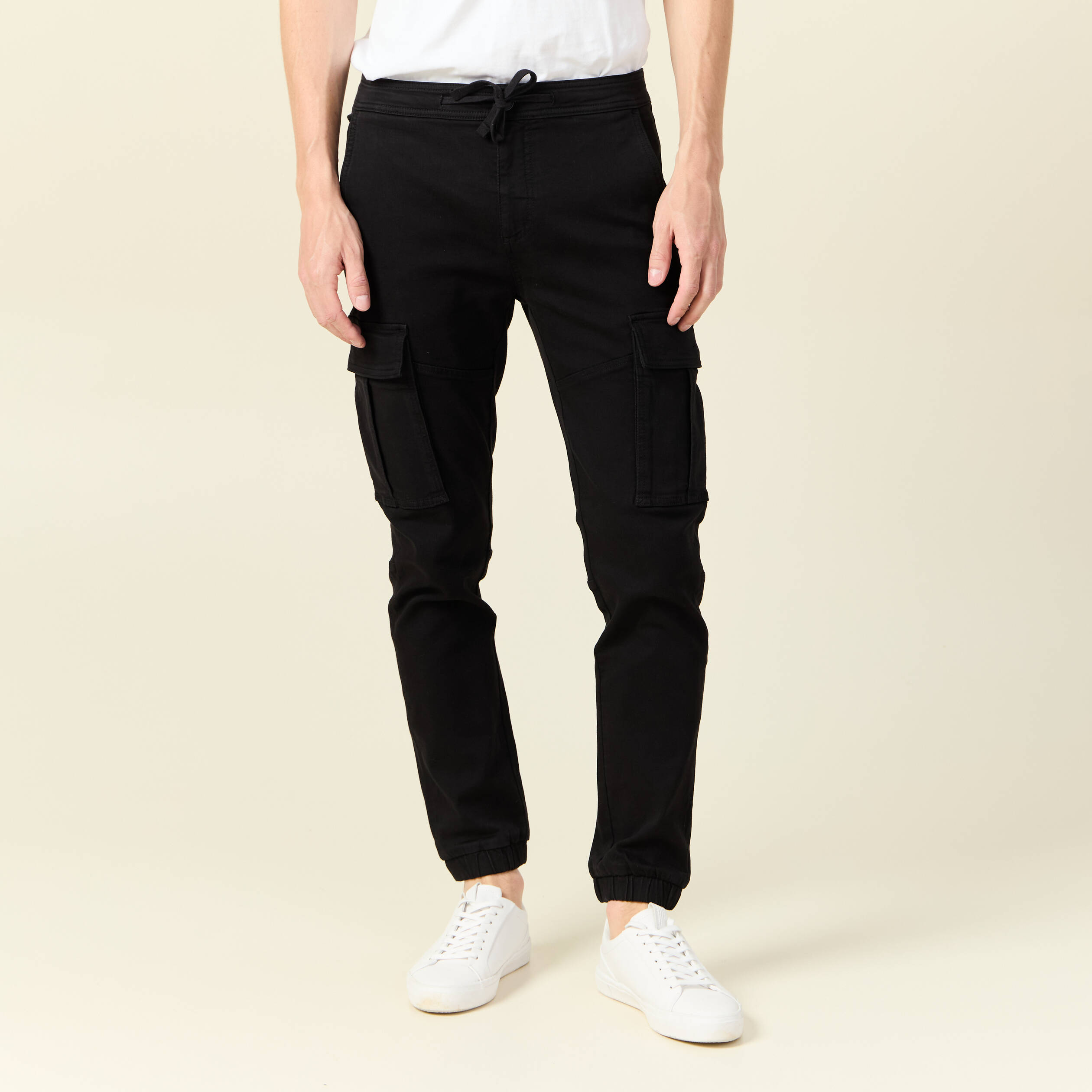 Pantalon homme on sale serré en bas