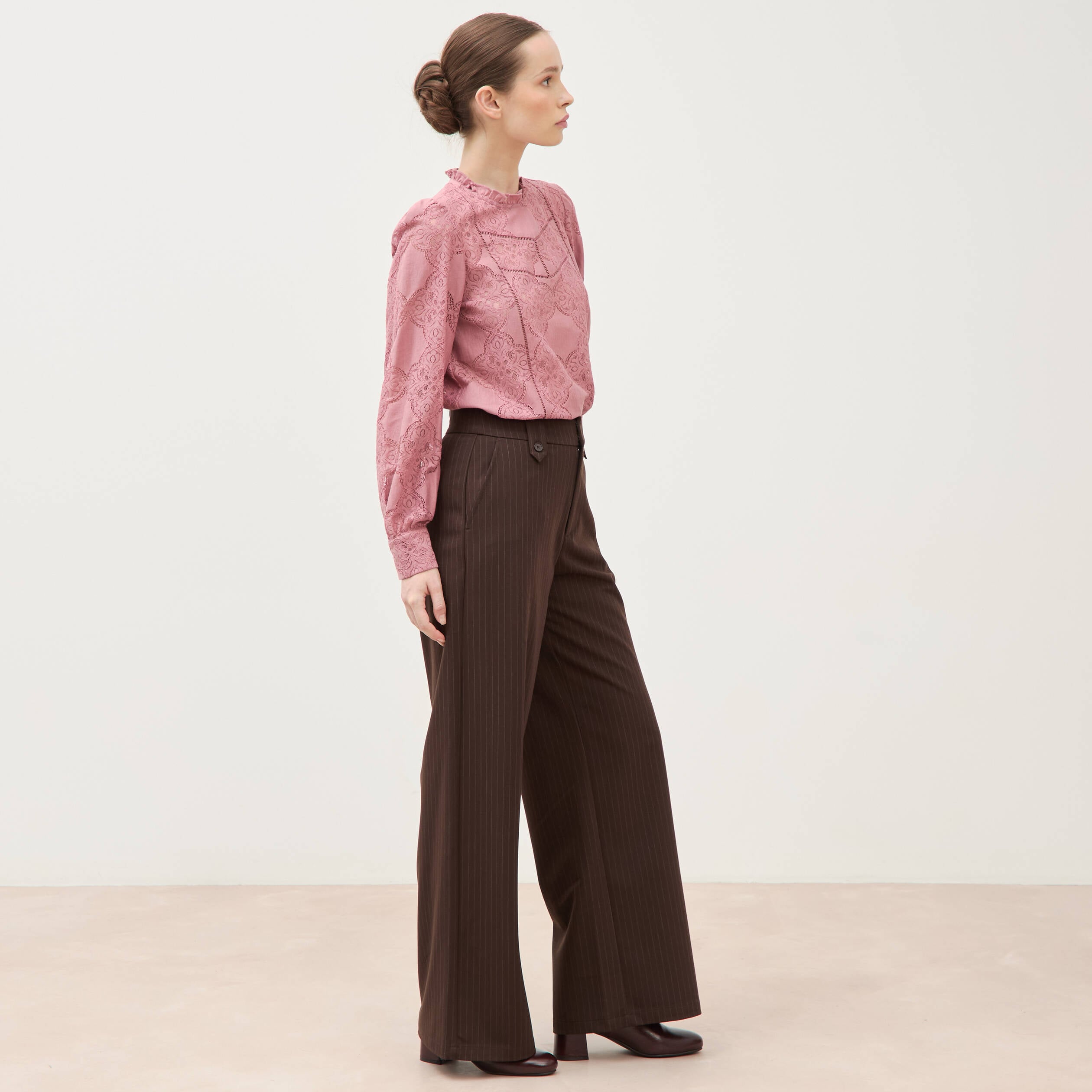 Pantalon large taille haute fluide marron fonc&eacute; femme