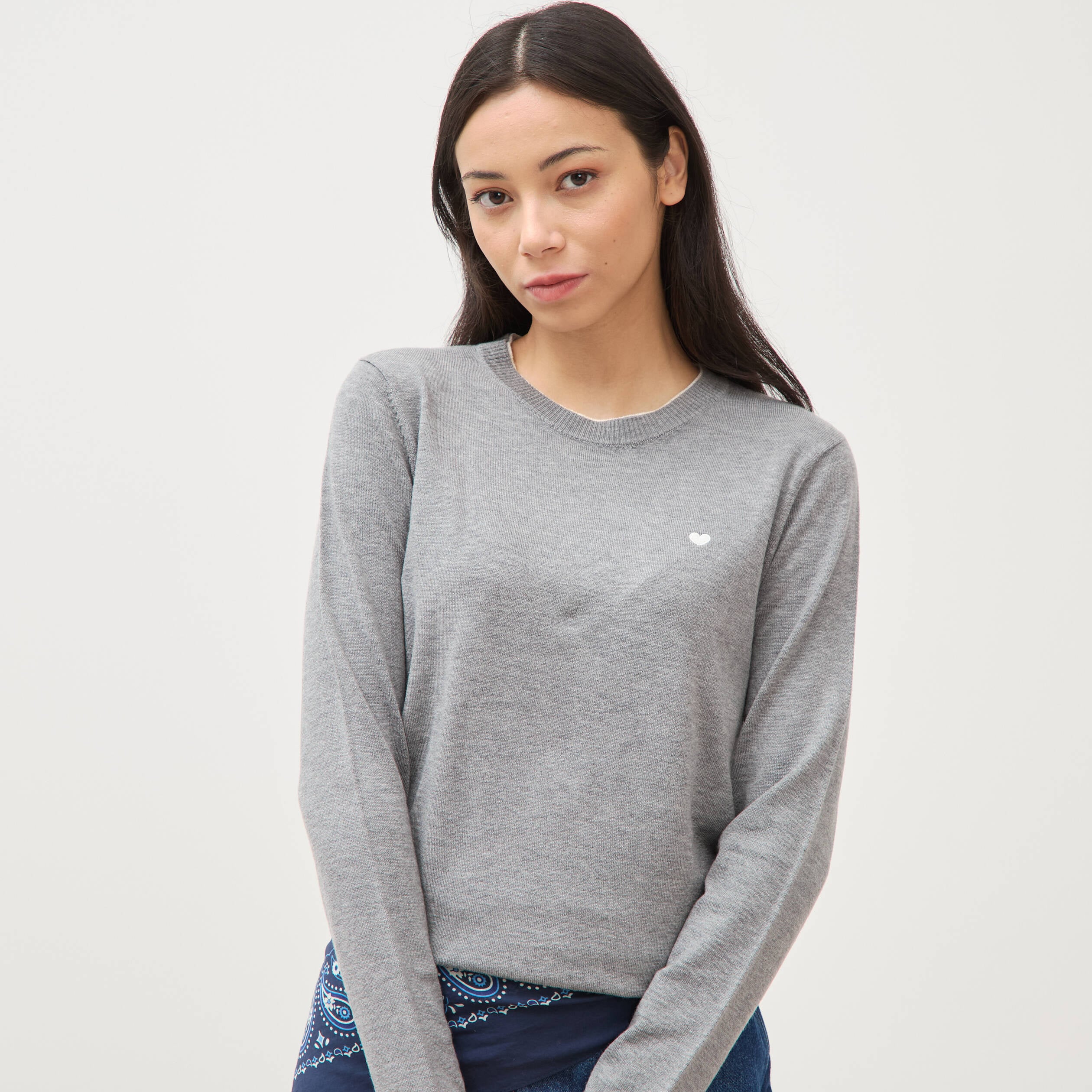 Pull fin col rond manches longues gris clair femme