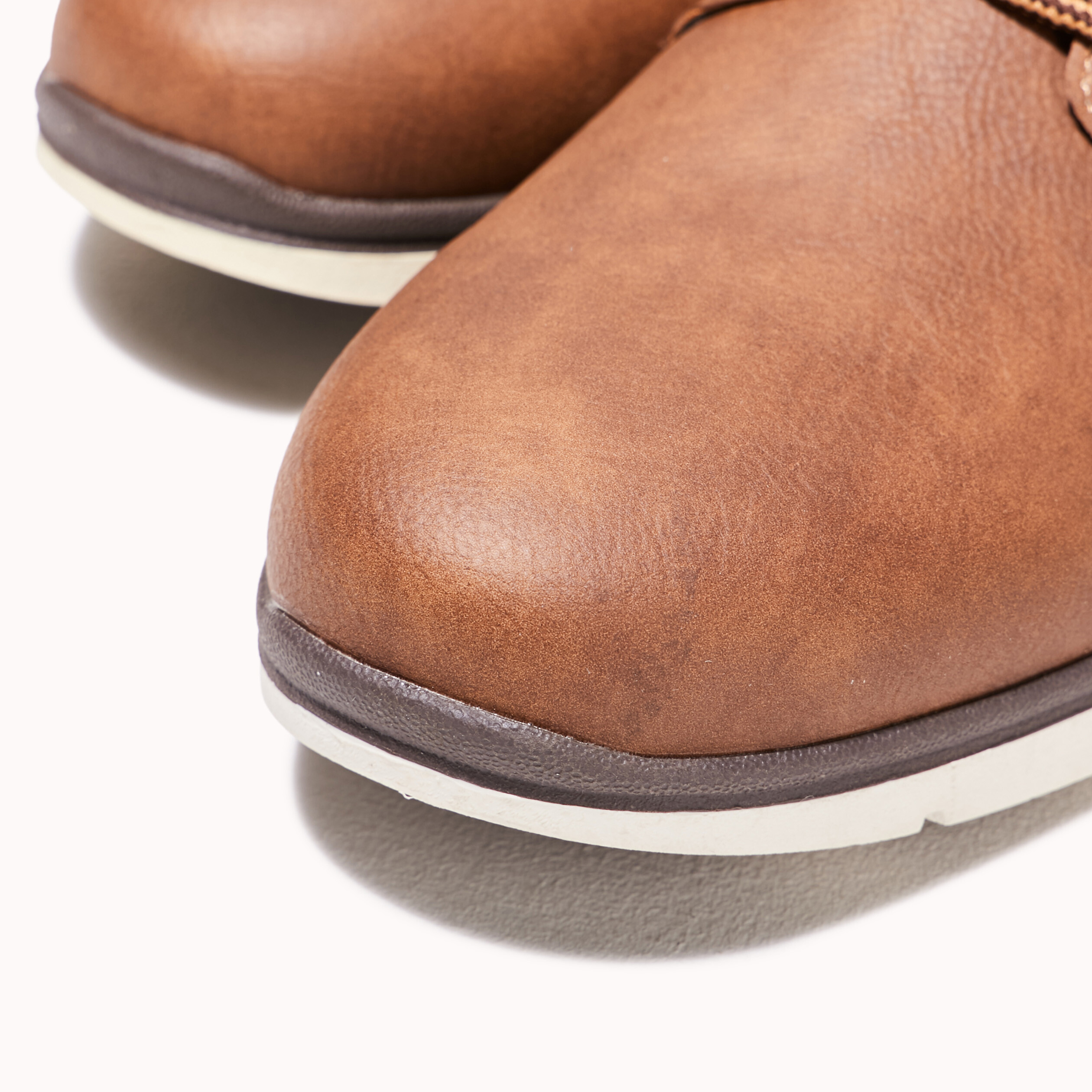 Bottines plates marron homme