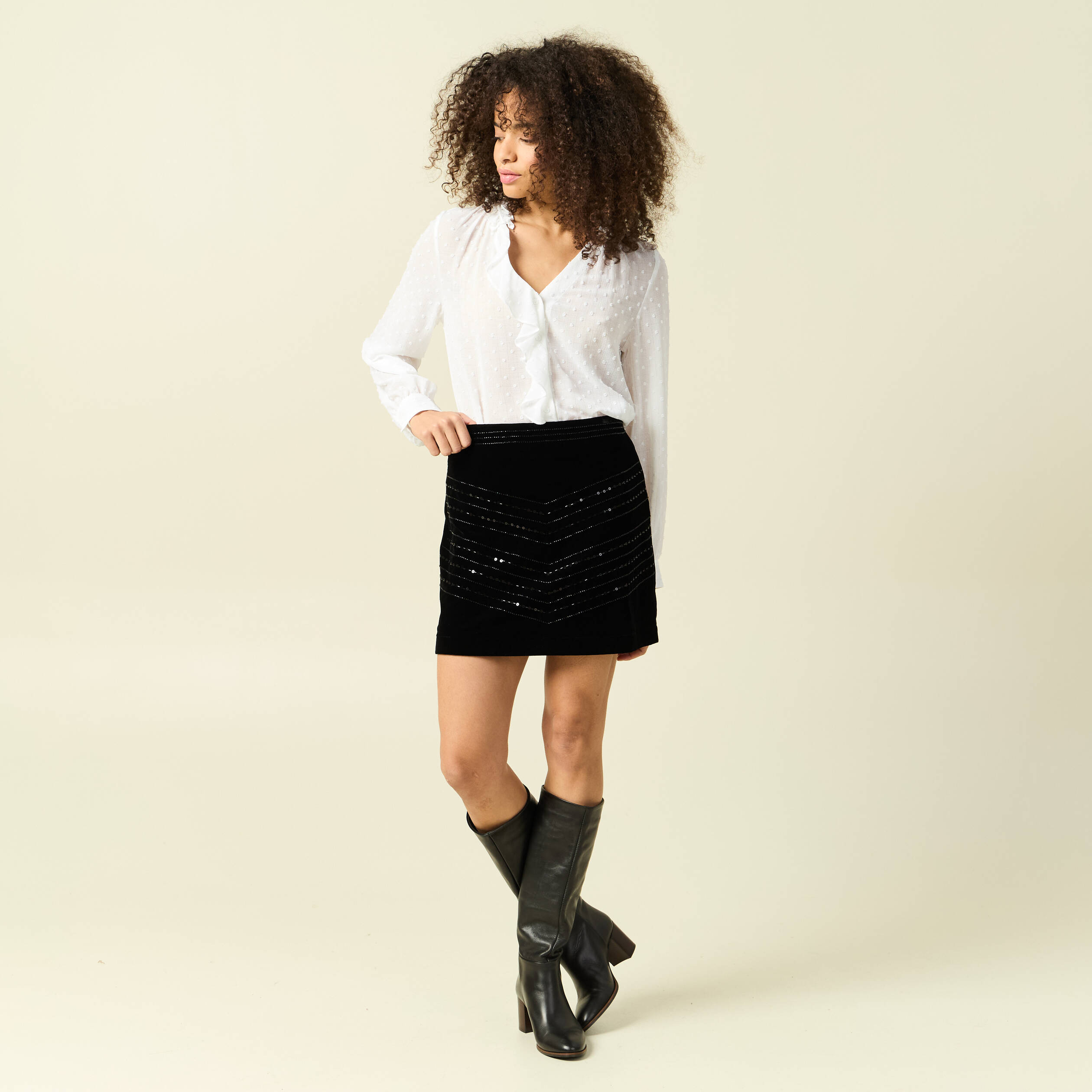 Jupe doubl&eacute;e broderie effet brillant noir femme