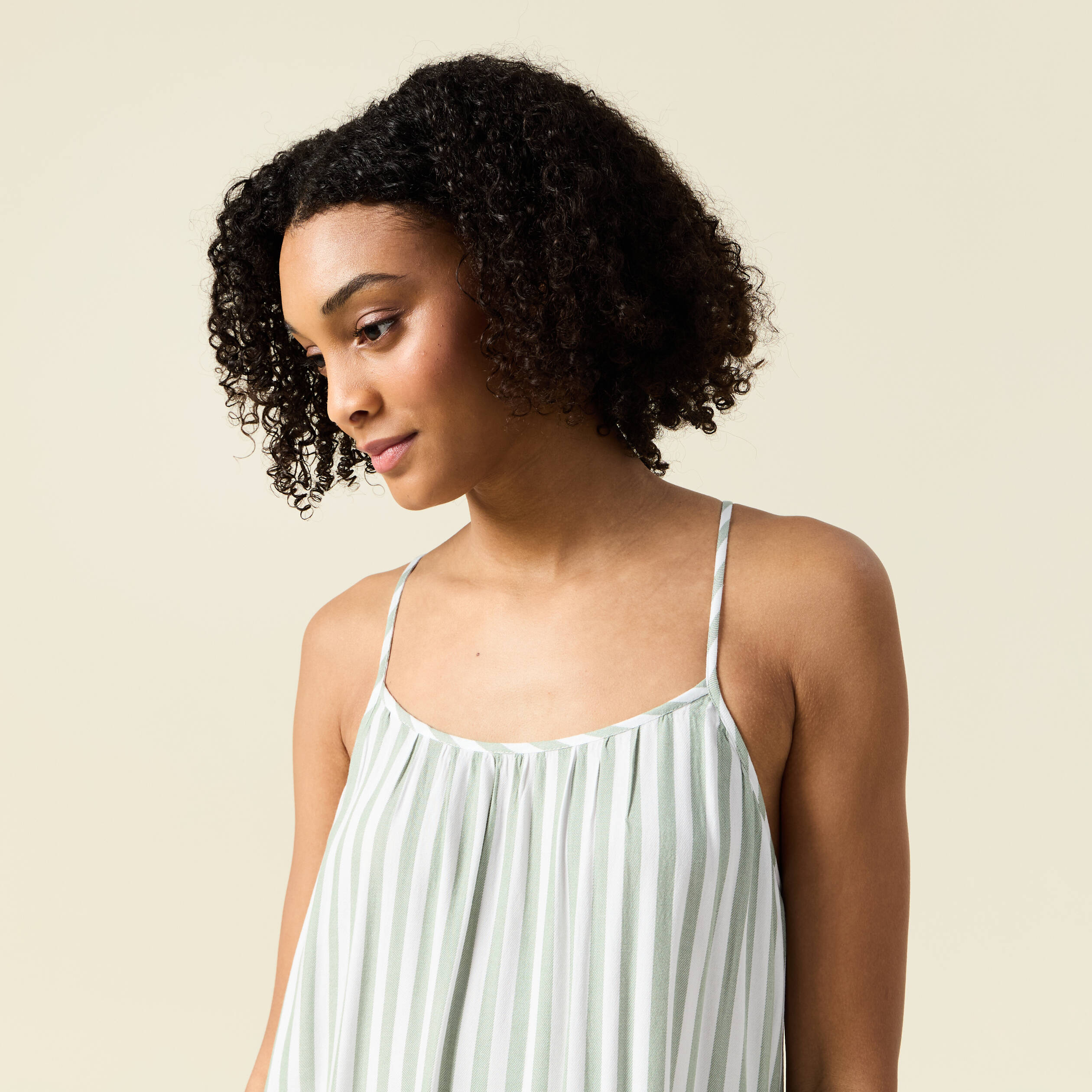 Robe longue droite bretelles vert olive femme