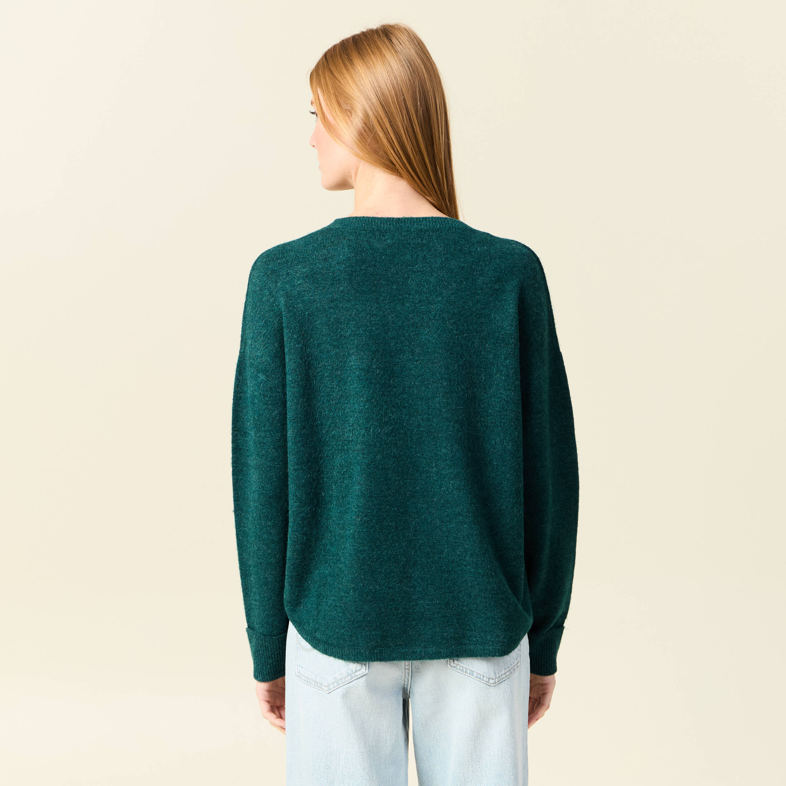 Pull manches longues col en V vert fonc&eacute; femme