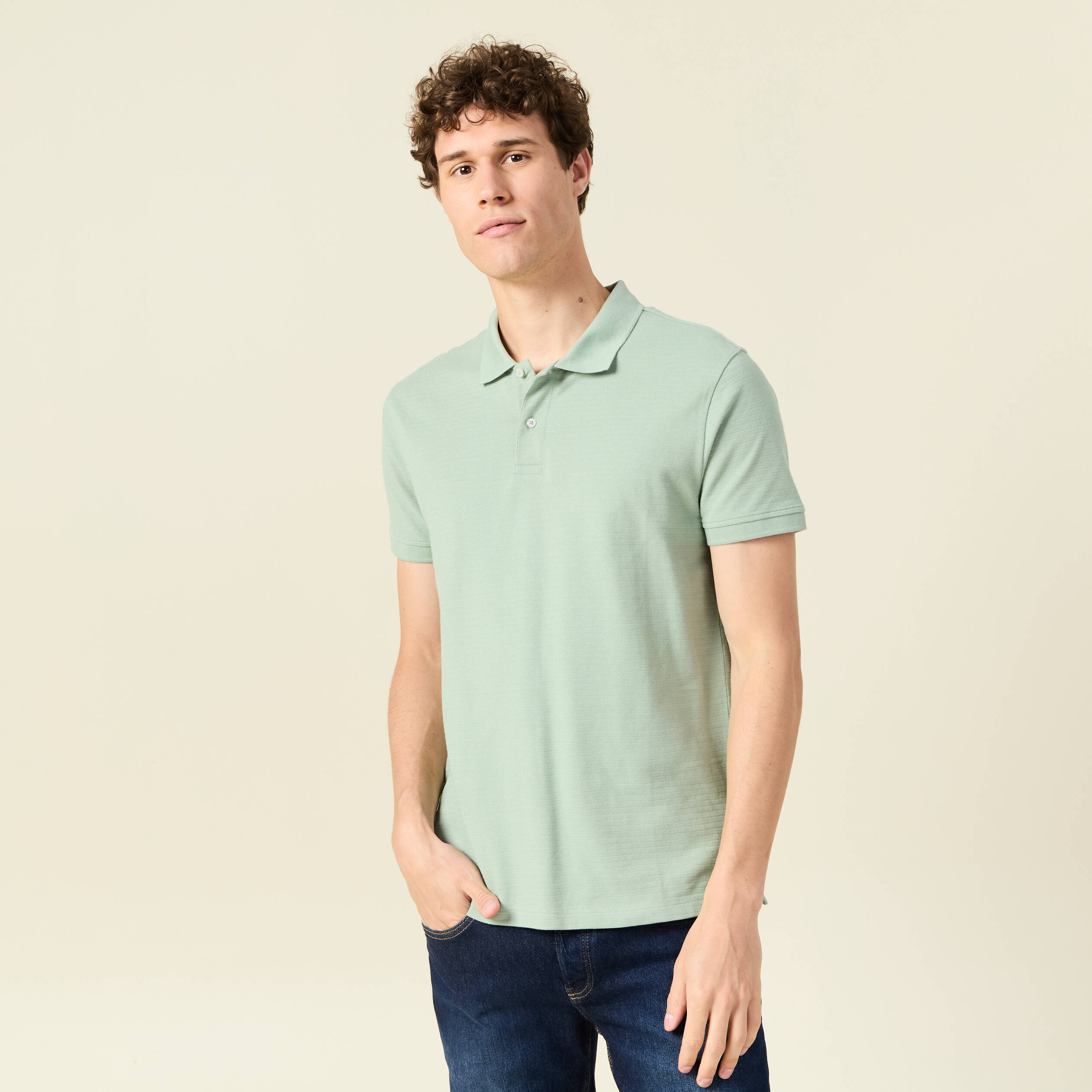 Polo cintr&eacute; en coton manches courtes vert homme