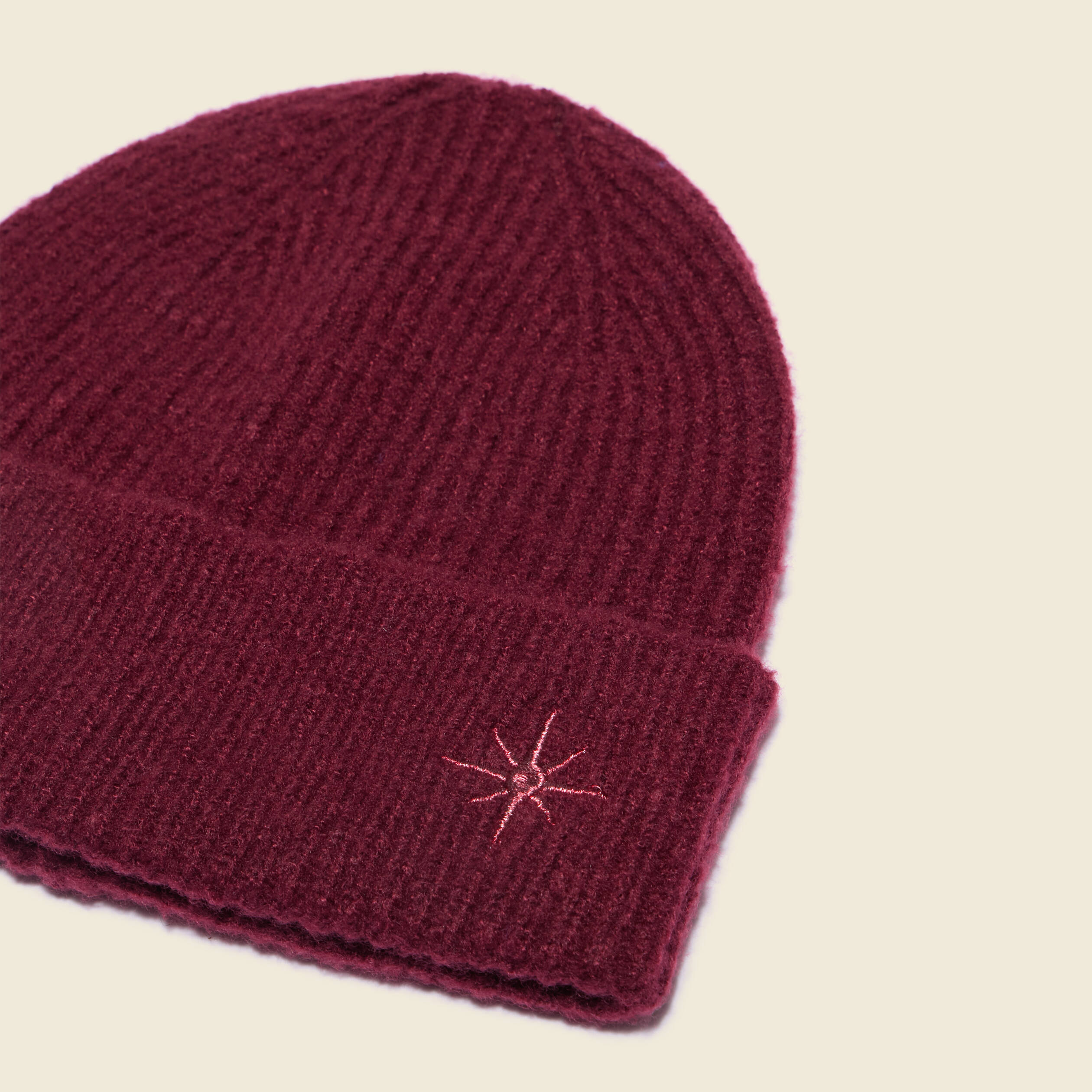 Bonnet bordeaux femme
