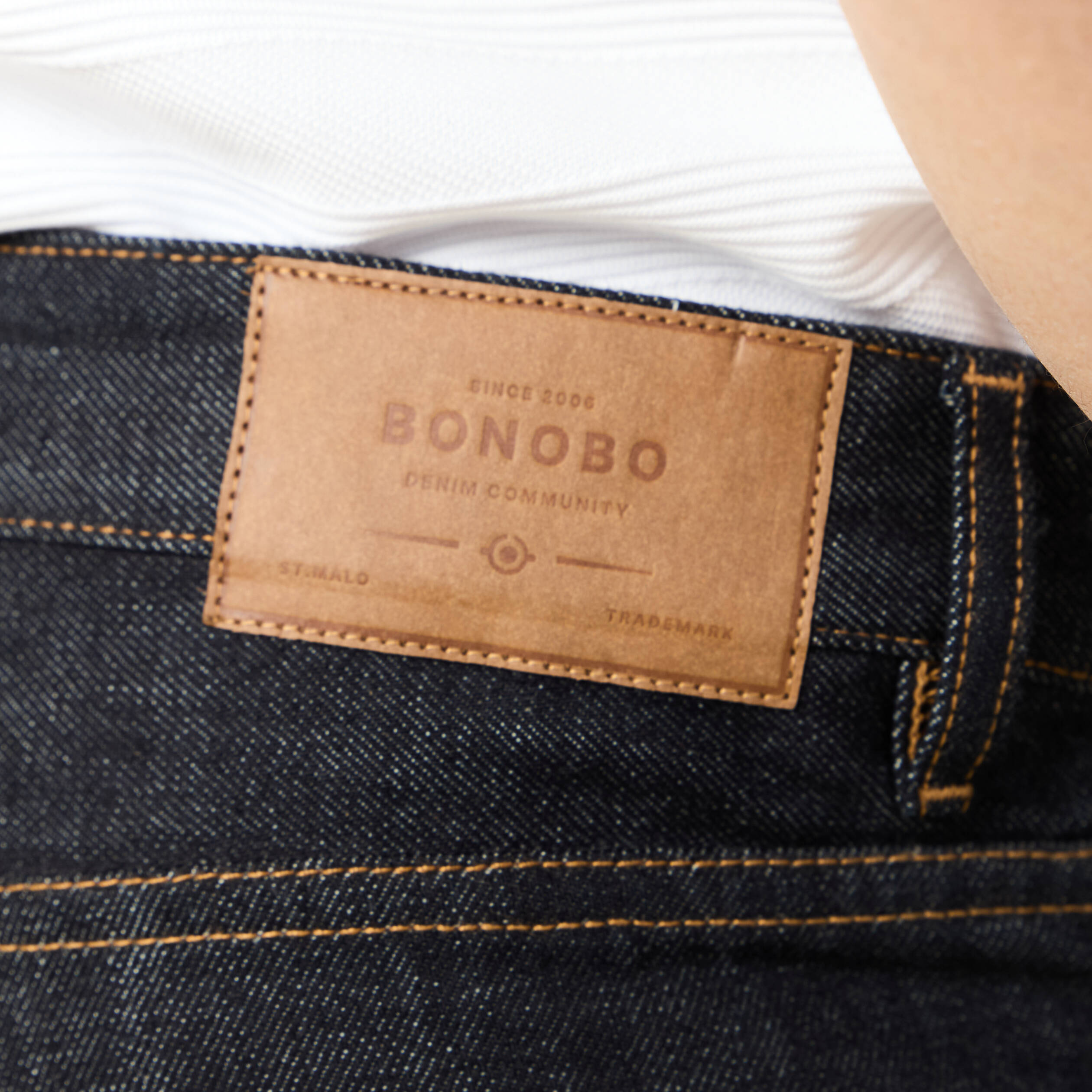 Jeans regular 5 poches denim brut clean homme