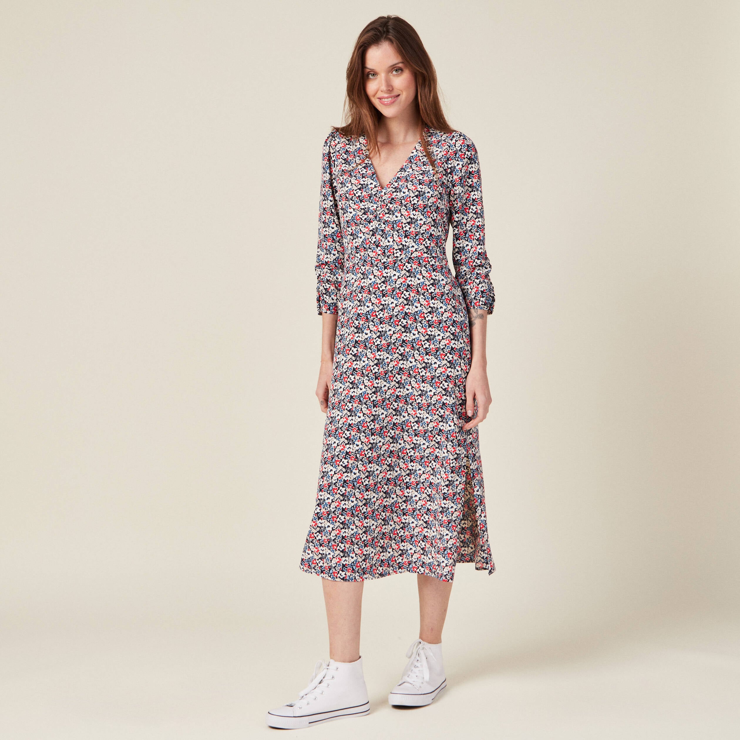 Robe cintr&eacute;e col v manches longues bleu marine femme