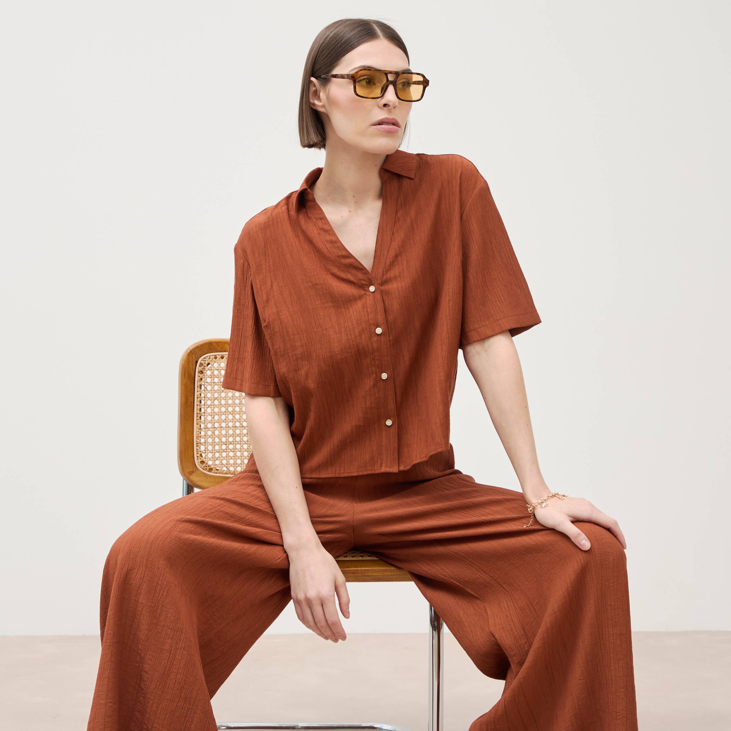 Blouse manches courtes fluide marron femme
