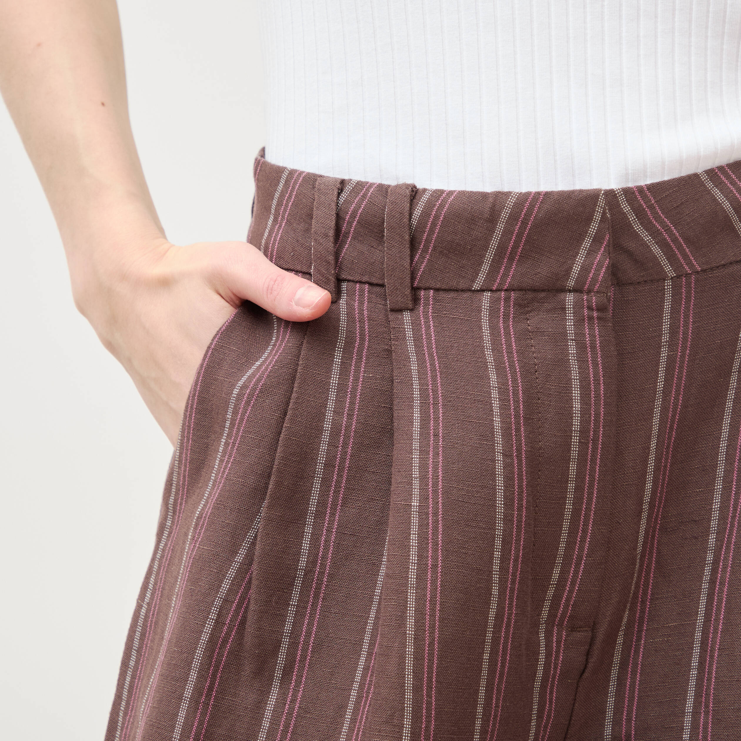Pantalon large taille haute ray&eacute; marron chocolat femme