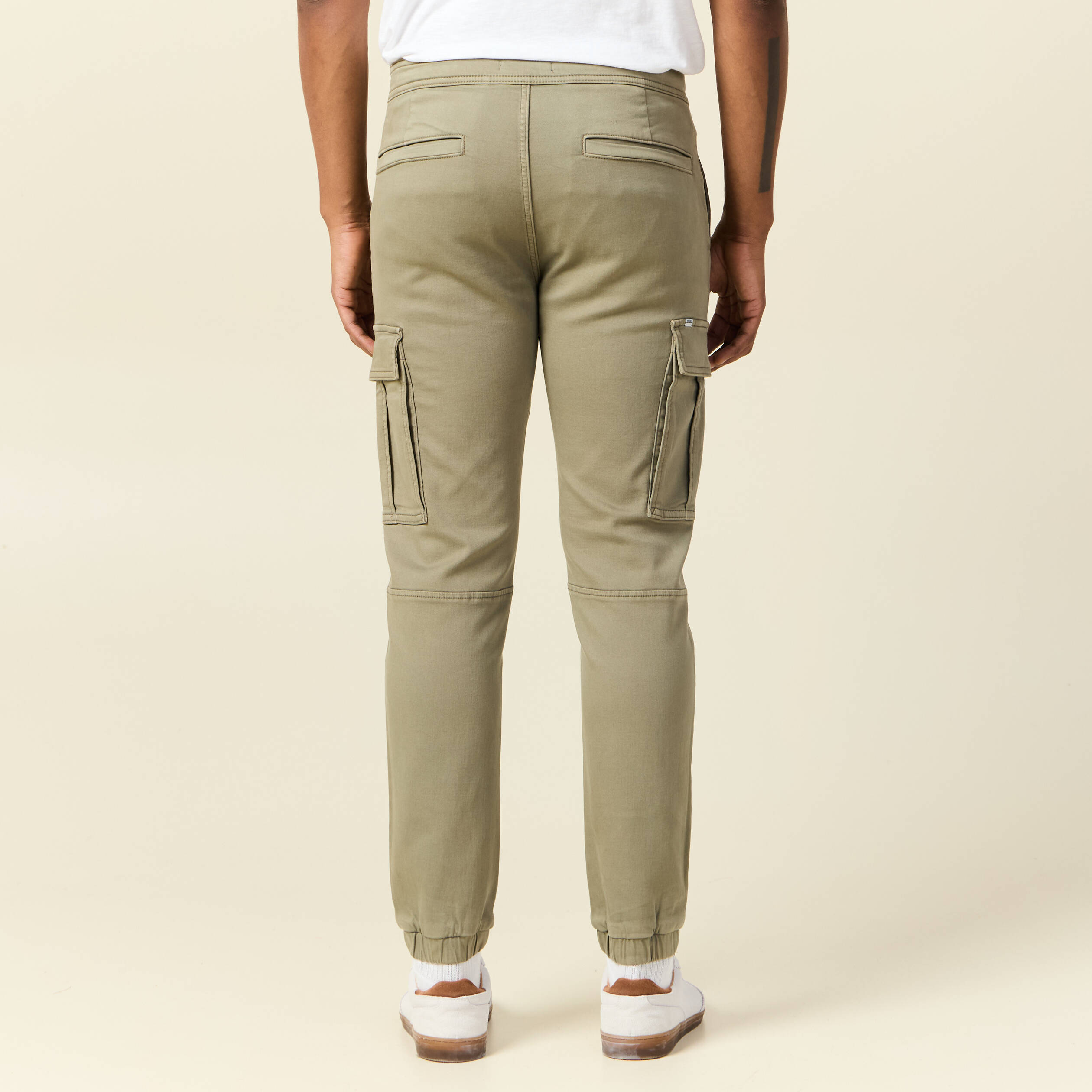 pantalon battle bas resserre vert kaki homme Pantalon battle bas resserré vert kaki homme