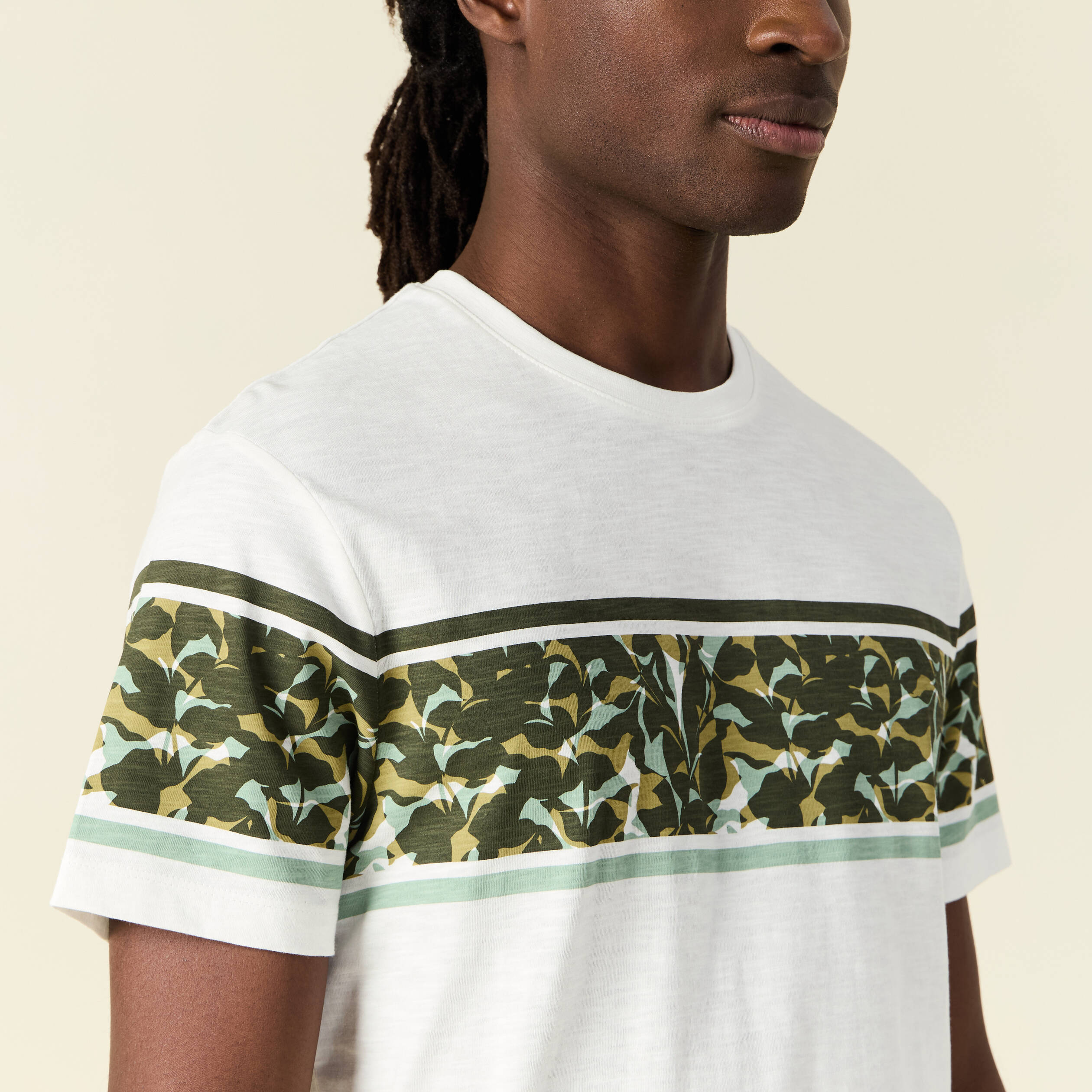 T-shirt coupe droite en coton col rond vert olive homme