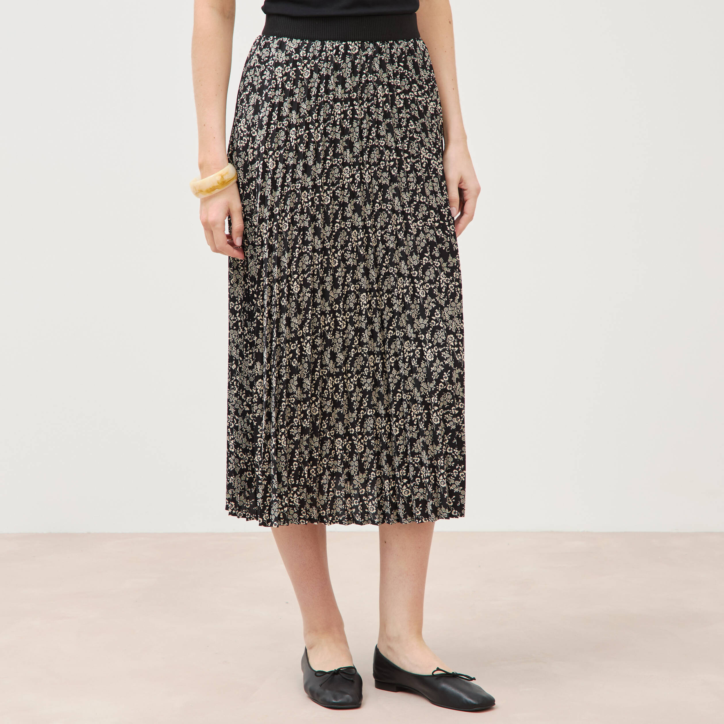 Jupe longue droite pliss&eacute;e noir femme