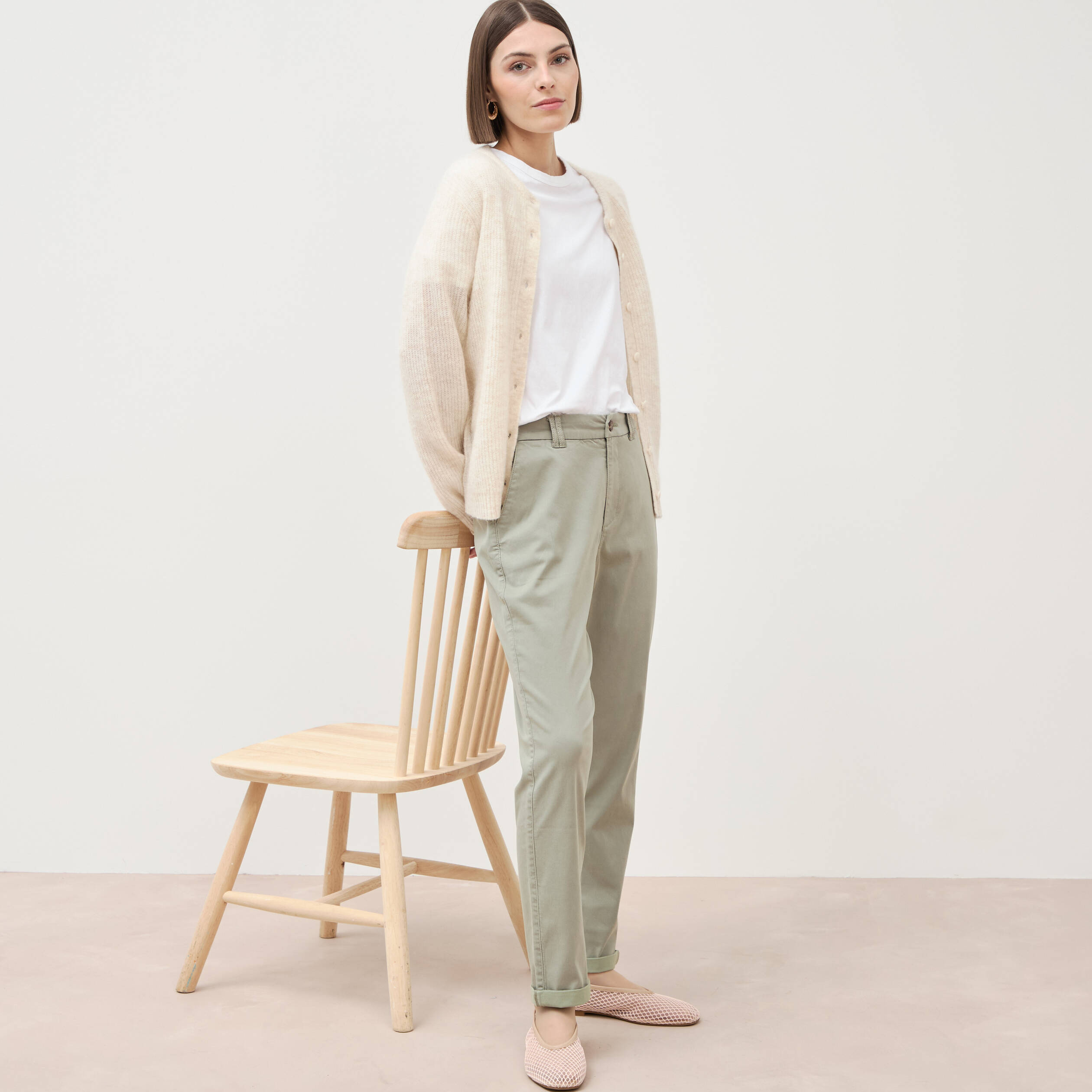 Chino cigarette 7/8&egrave;me taille haute vert kaki femme