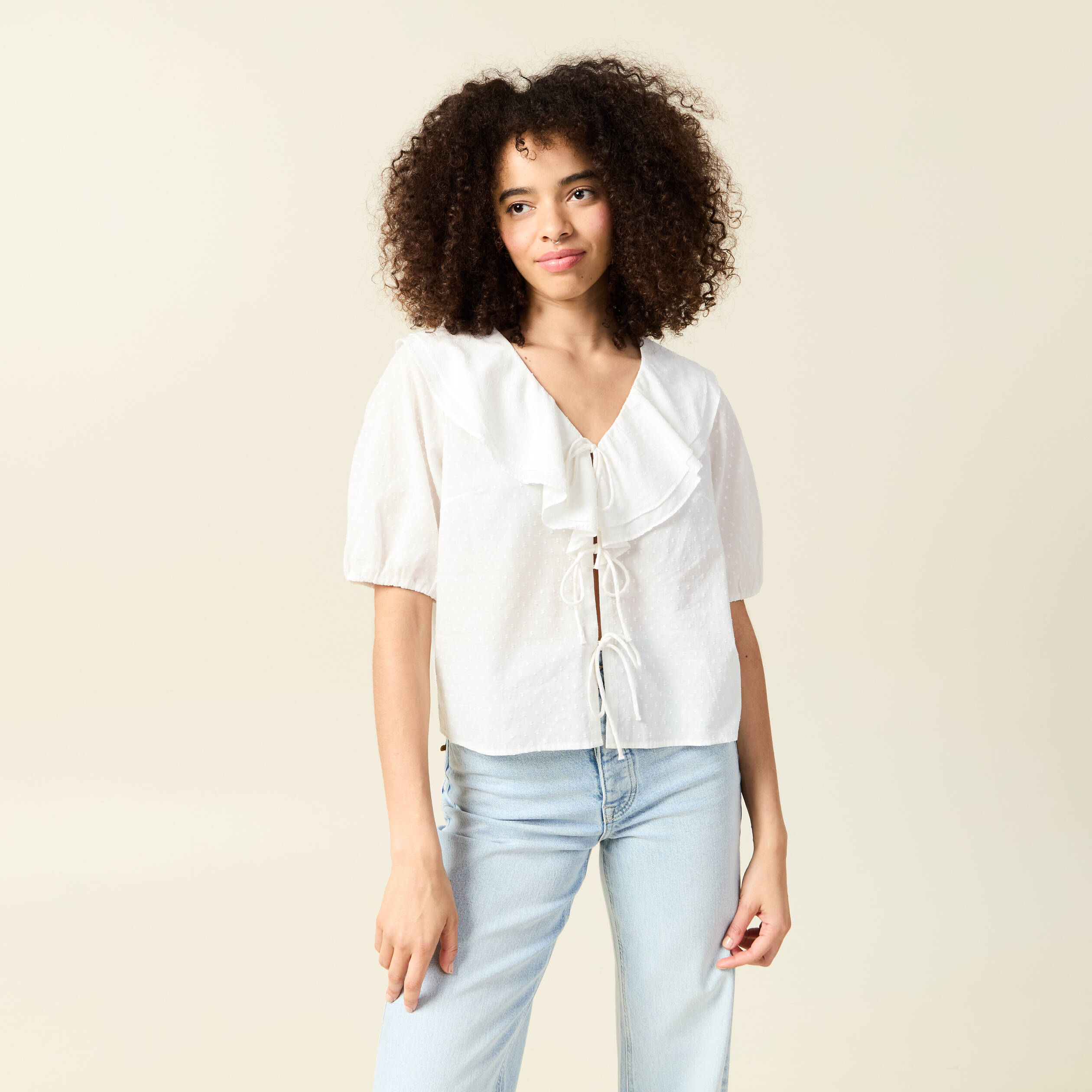 blouse manches courtes nouee ecru femme Blouse manches courtes nouée ecru femme