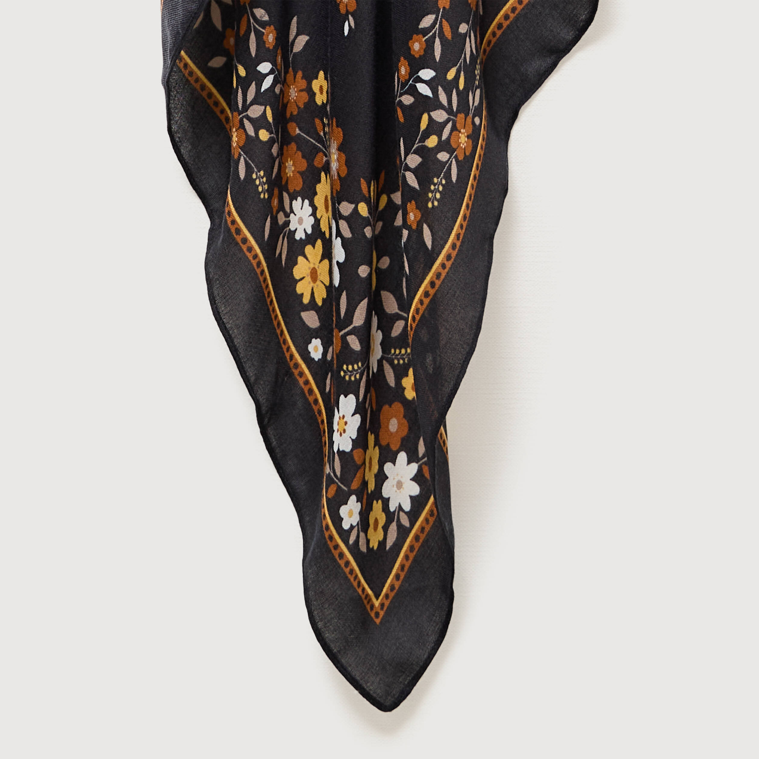 Foulard noir femme