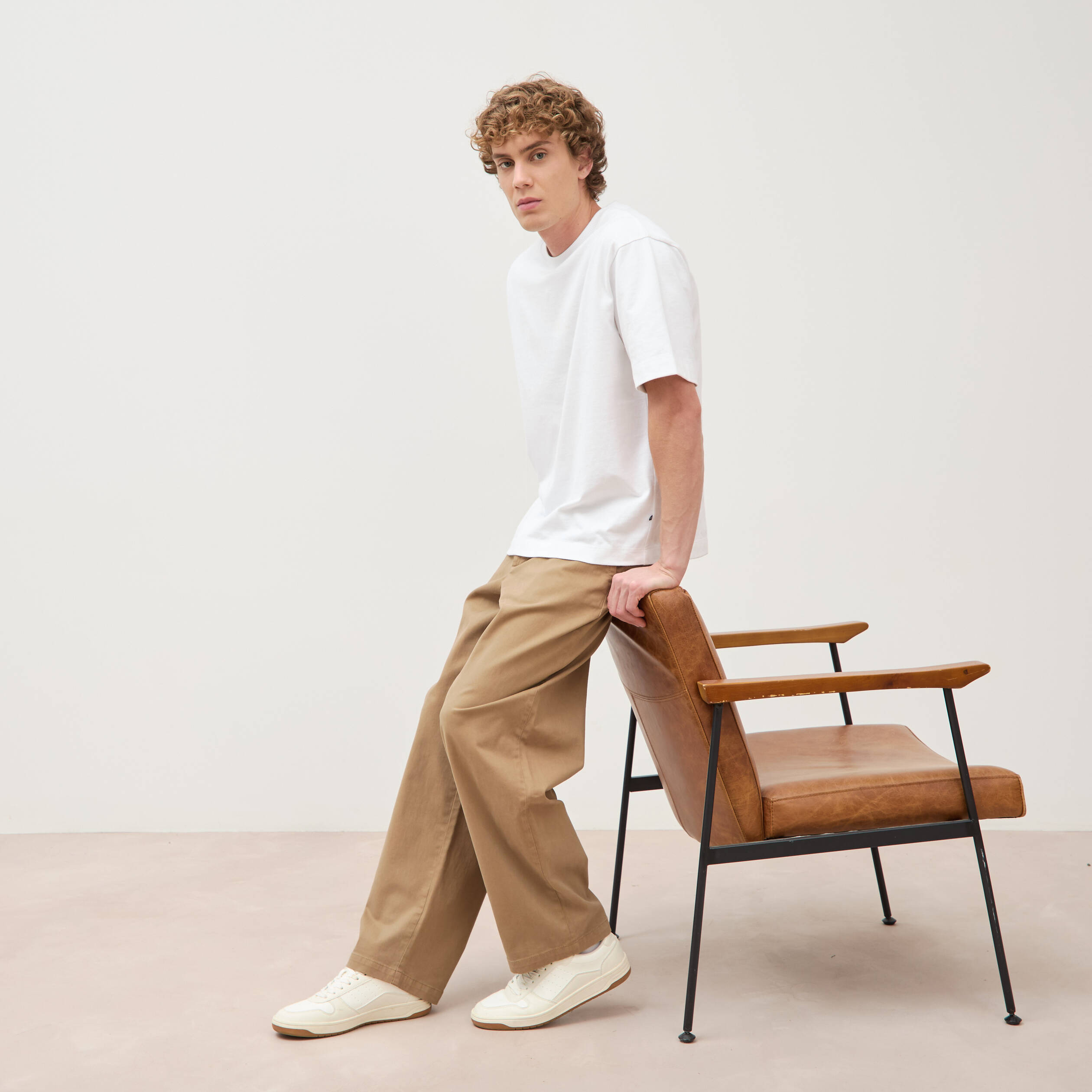 Pantalon coupe large vert kaki homme