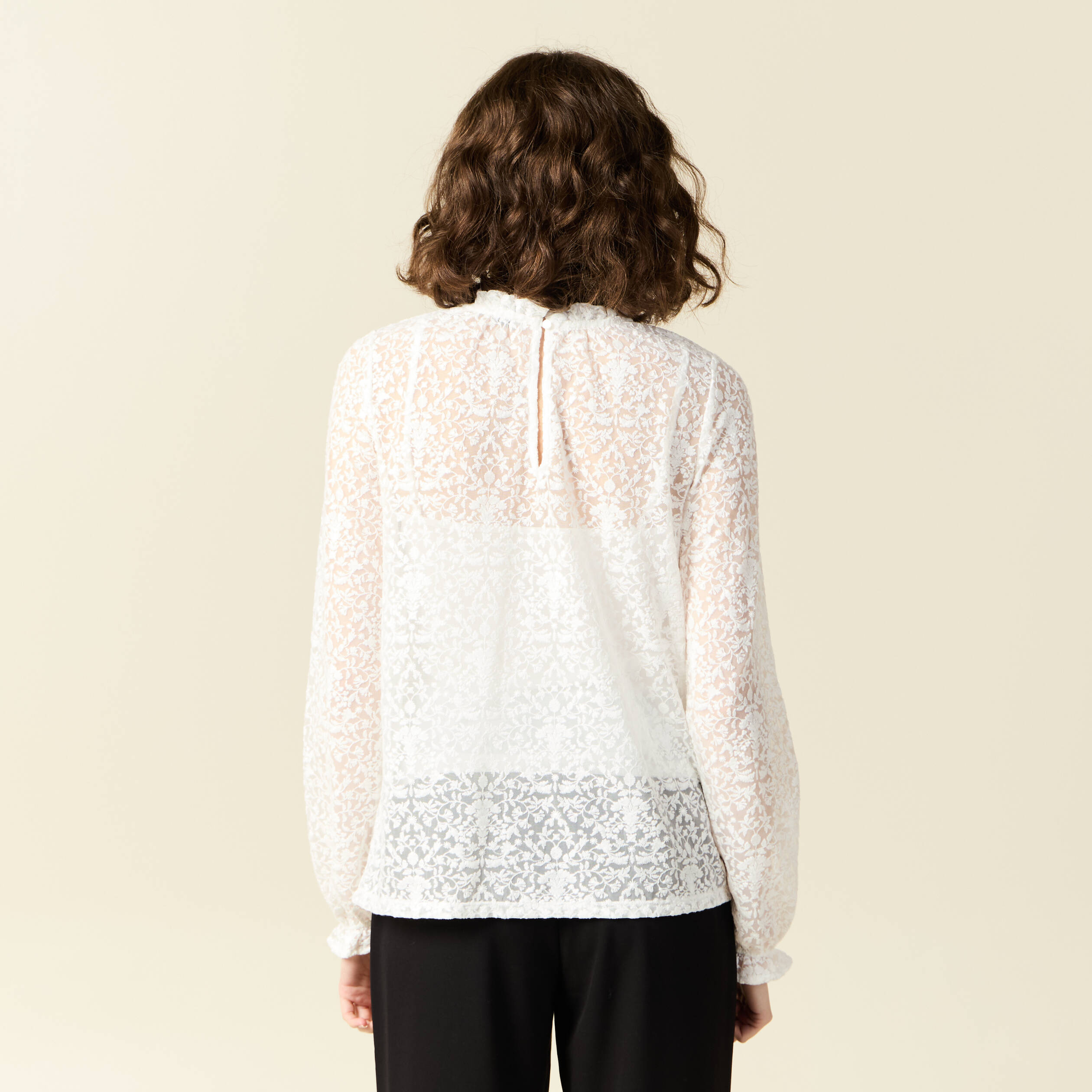t shirt manches longues broderie ecru femme T-shirt manches longues broderie ecru femme