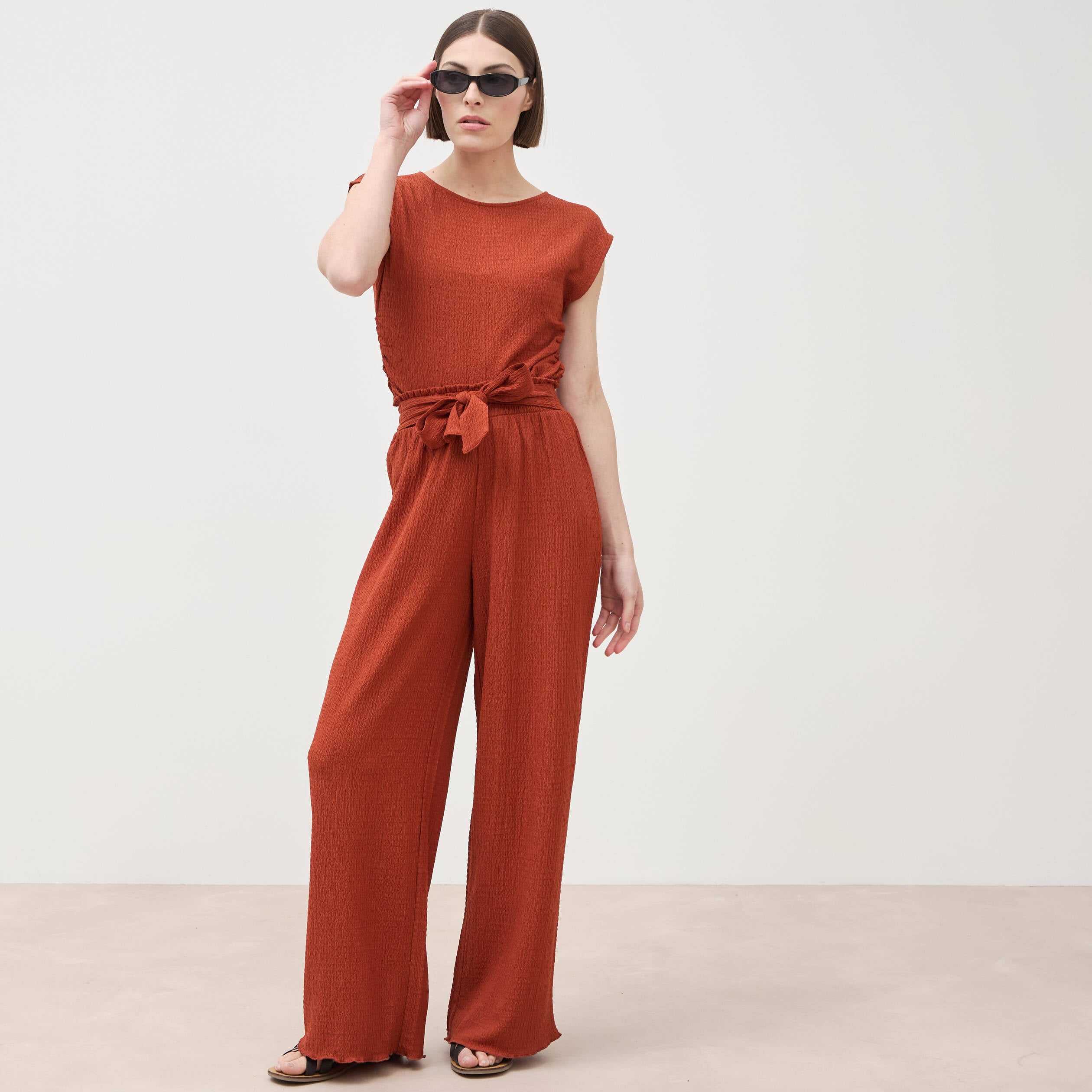 Pantalon loose avec ceinture marron cognac femme
