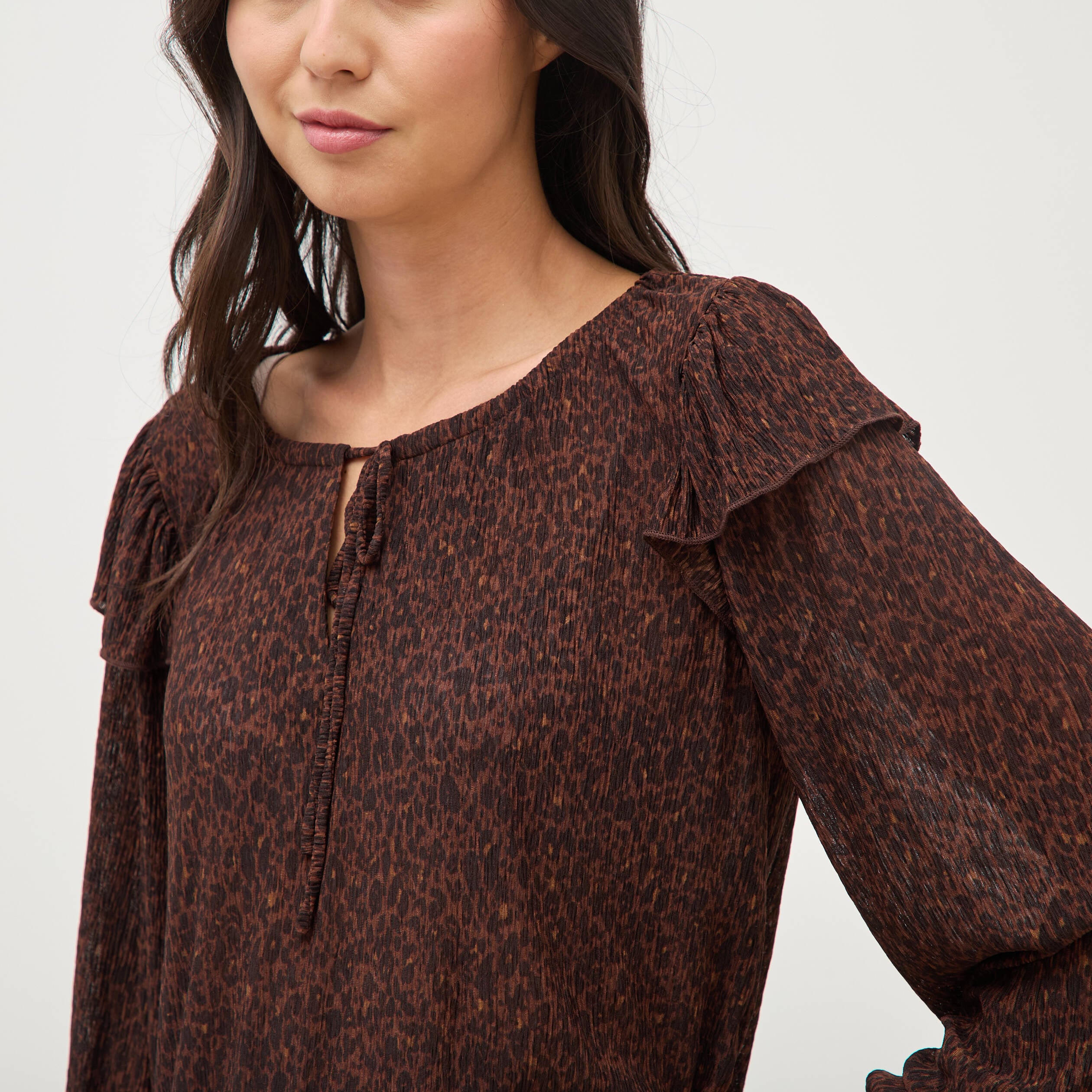 Blouse droite manches longues col rond marron chocolat femme