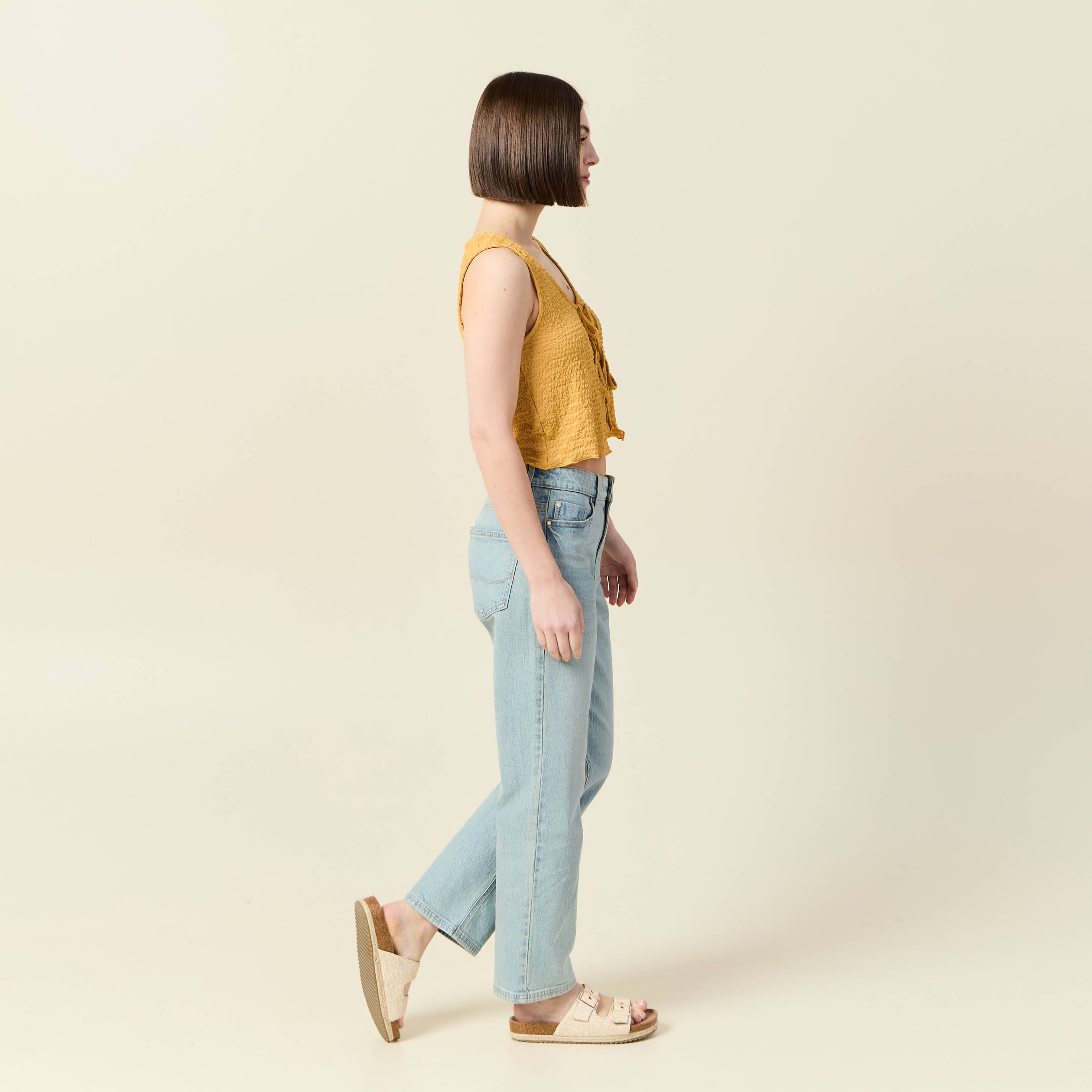 debardeur droit cropped col rond jaune moutarde femme Débardeur droit cropped col rond jaune moutarde femme