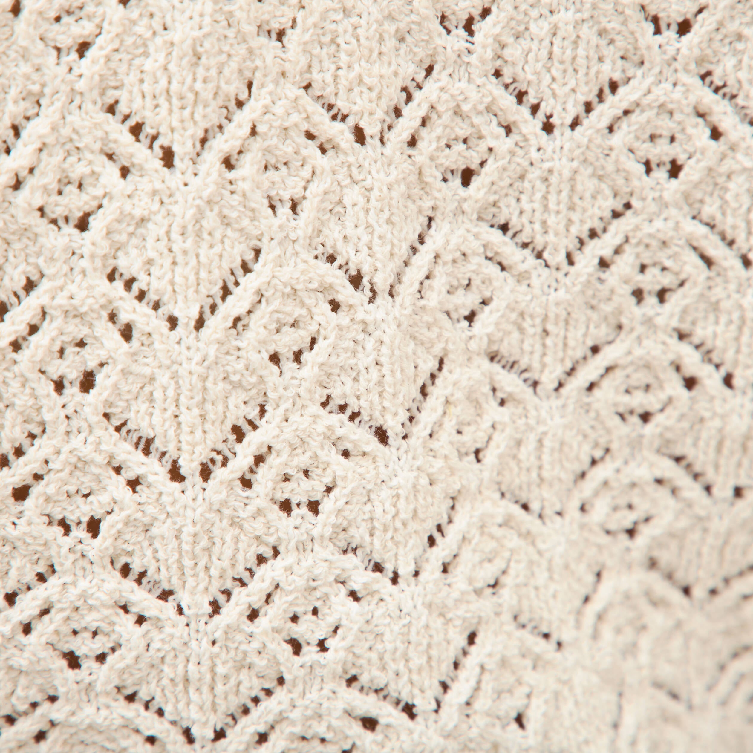 Pull droit court ajour&eacute; manches courtes camel femme