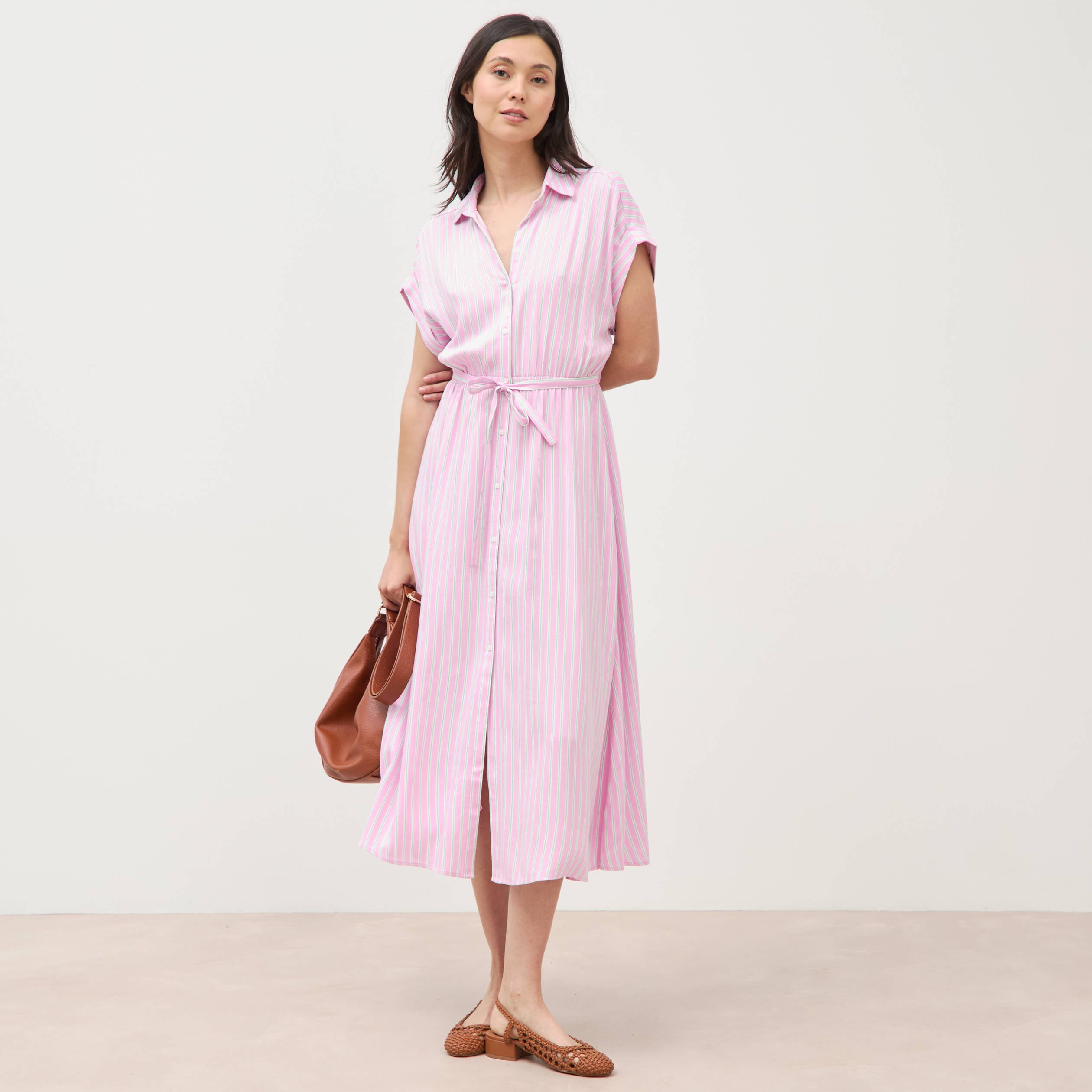 Robe longue &eacute;vas&eacute;e ceintur&eacute;e rose femme